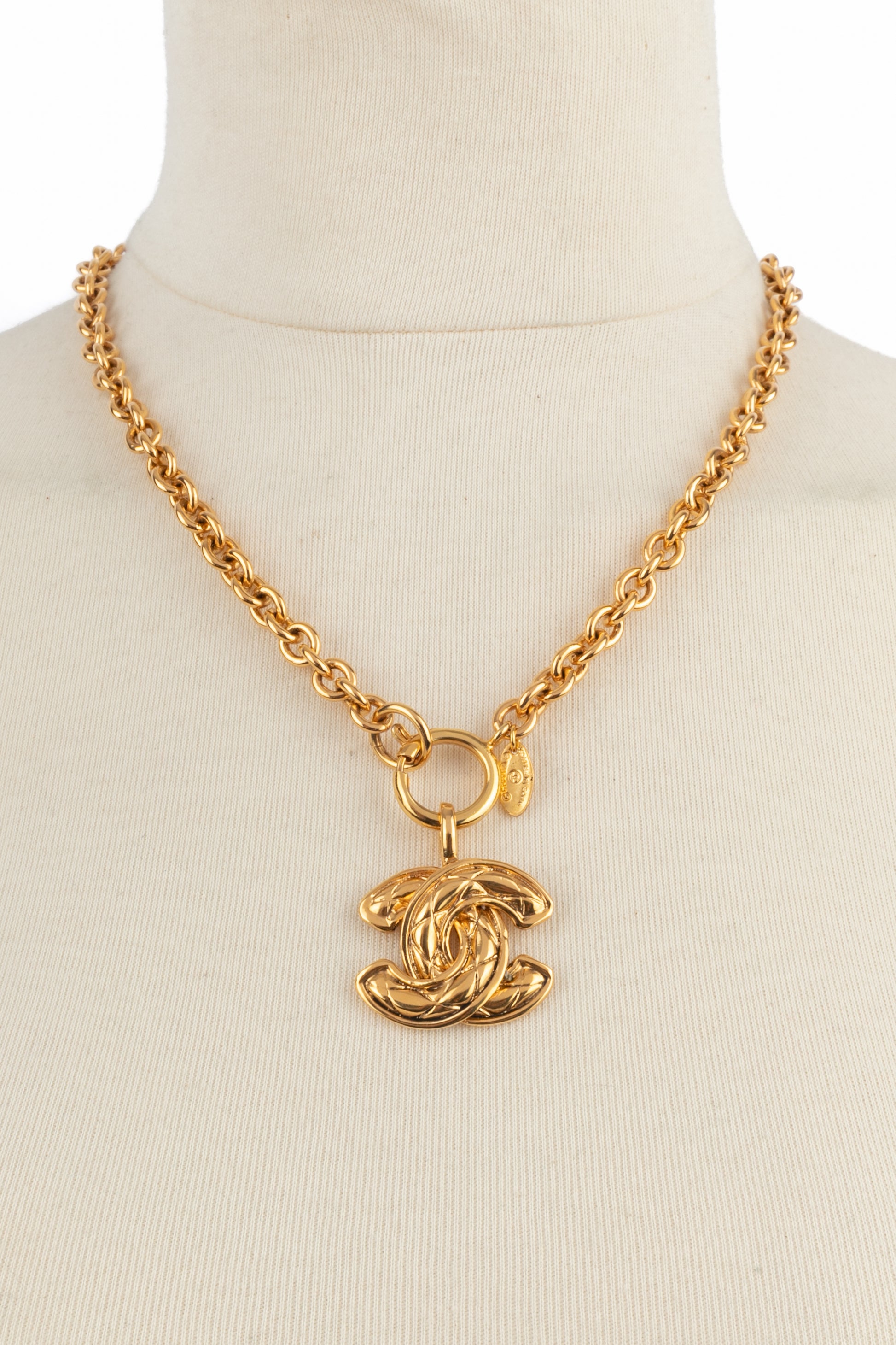 Collier cc Chanel 