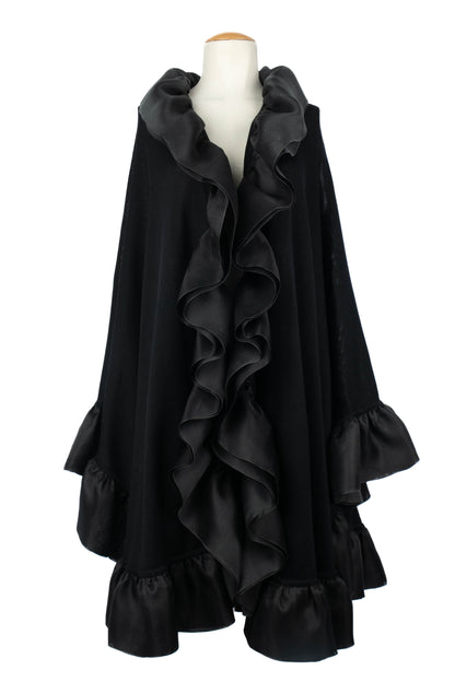 Cape en soie noire Isabel Canovas