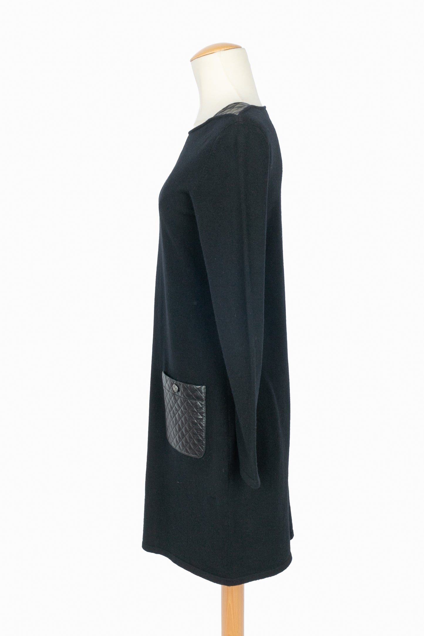 Robe en laine et cuir Chanel