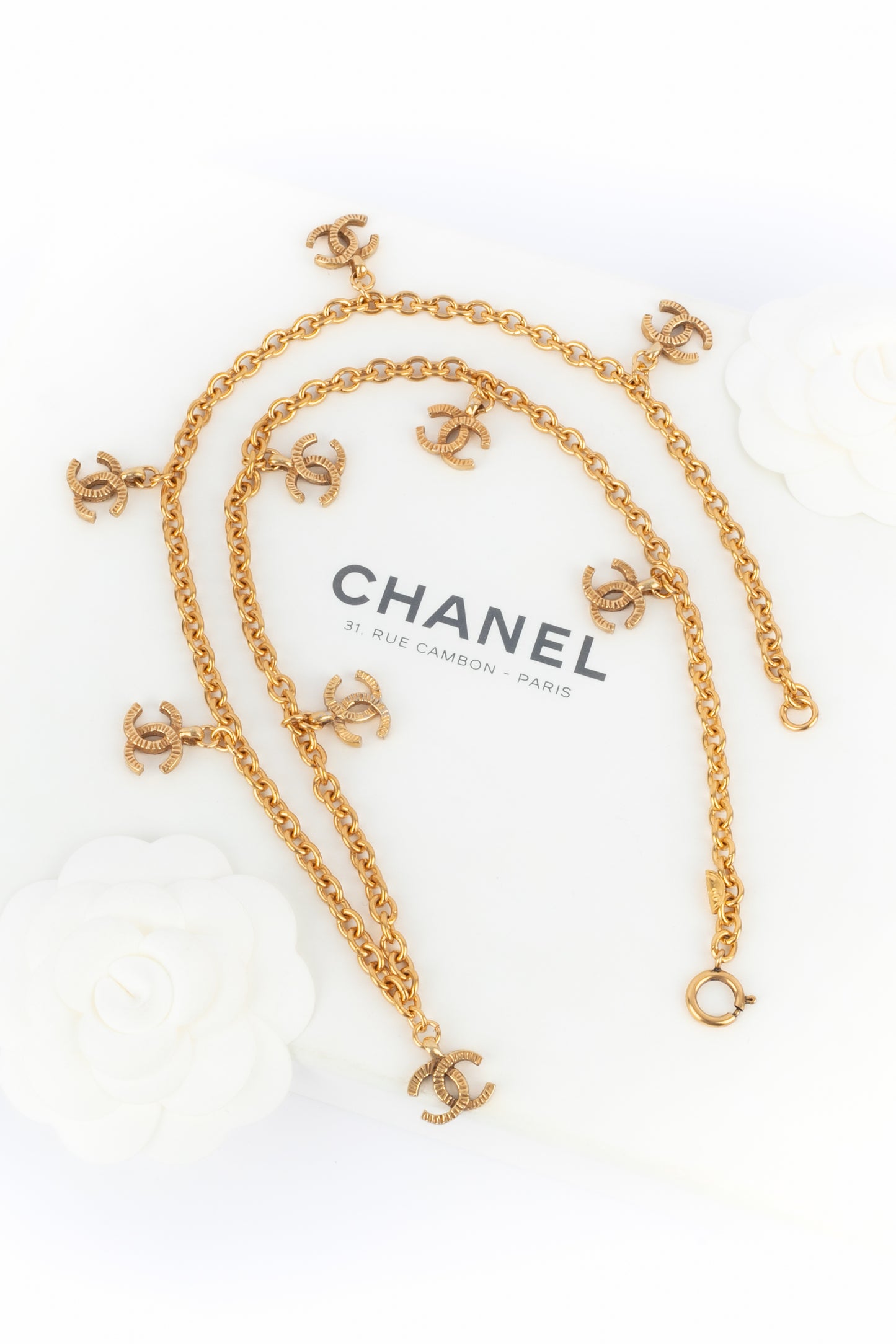 Collier cc Chanel