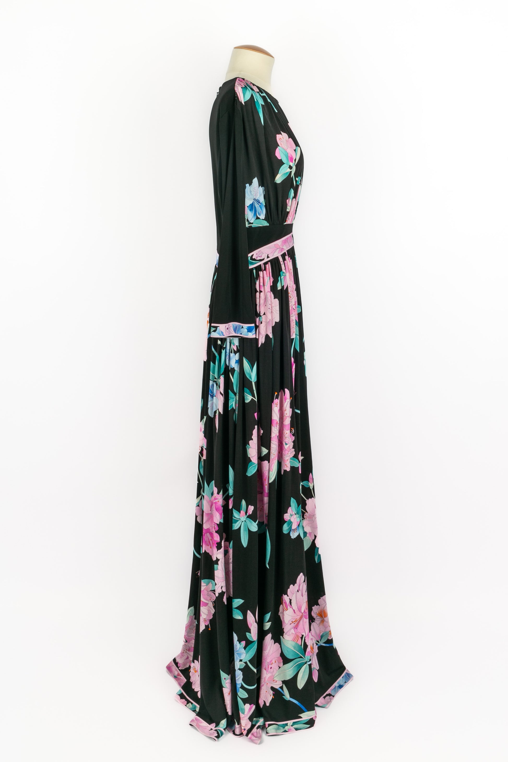 Robe Léonard Pre Fall 2019