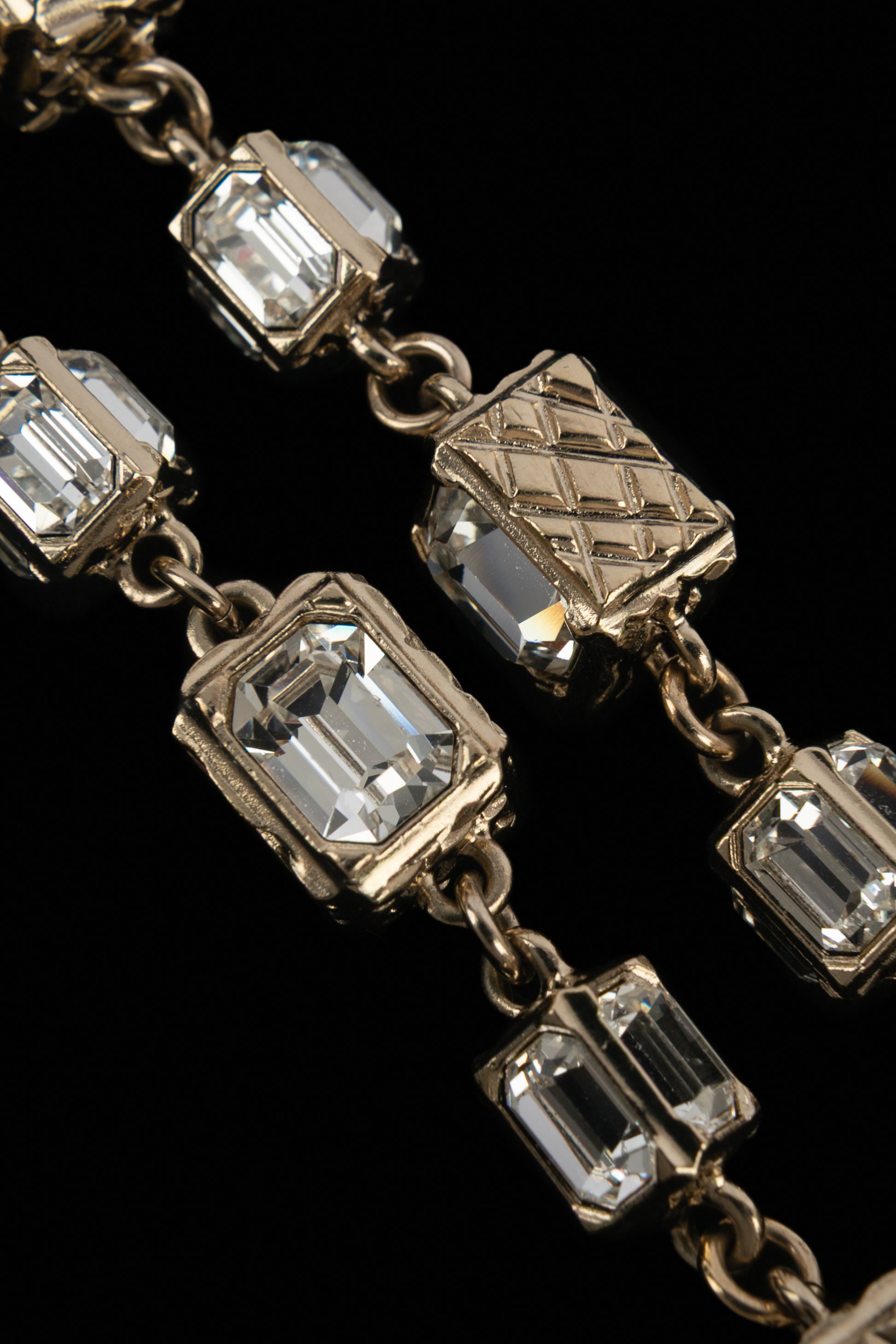 Collier cc Chanel Fall 2023