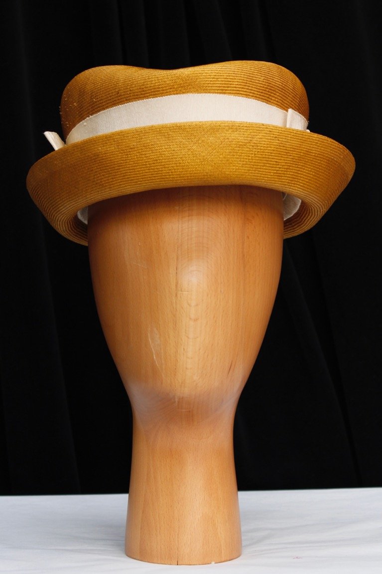 Chapeau en paille Pierre Cardin