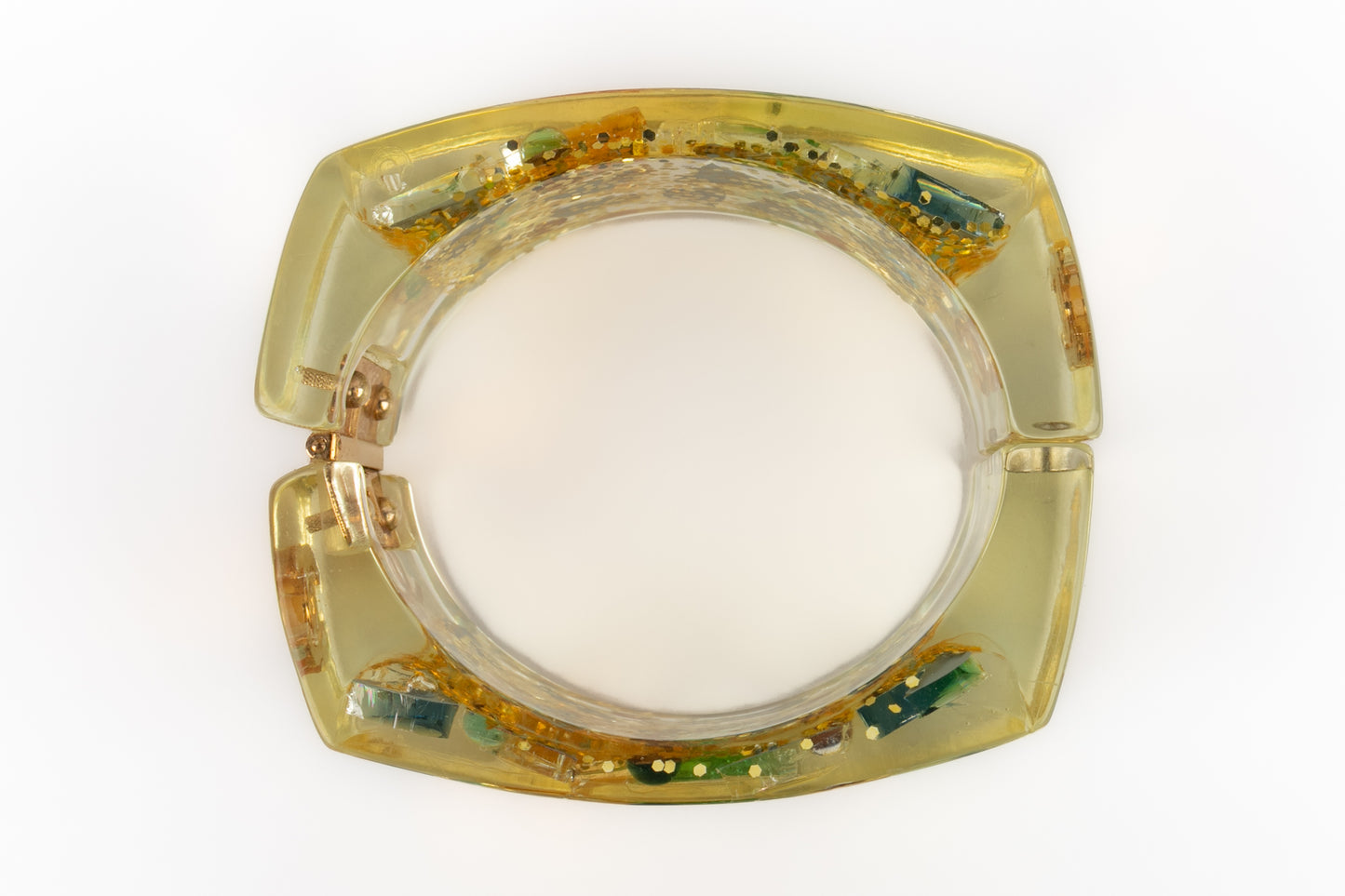 Bracelet en lucite Chanel Printemps 2003