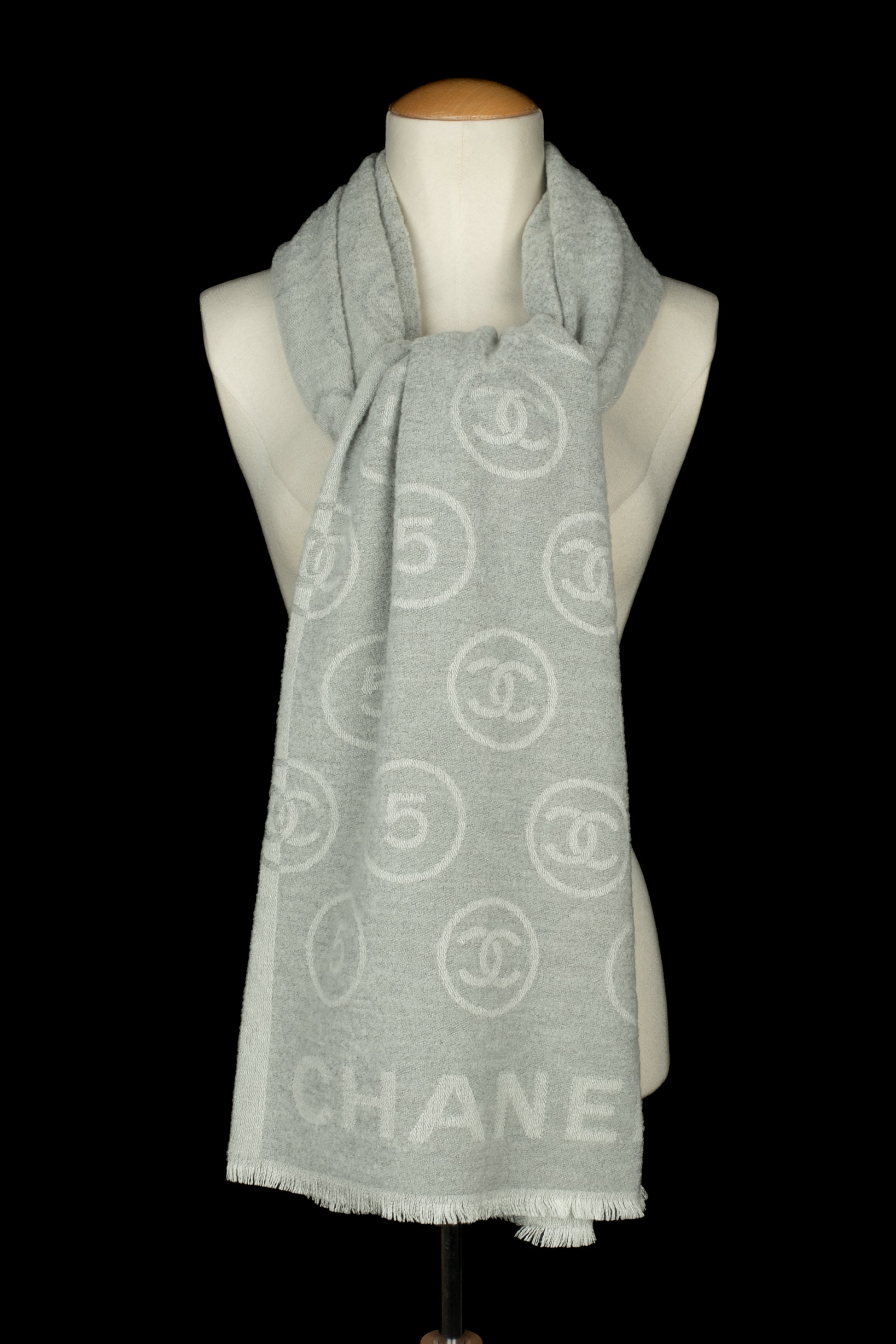 Écharpe en laine Chanel