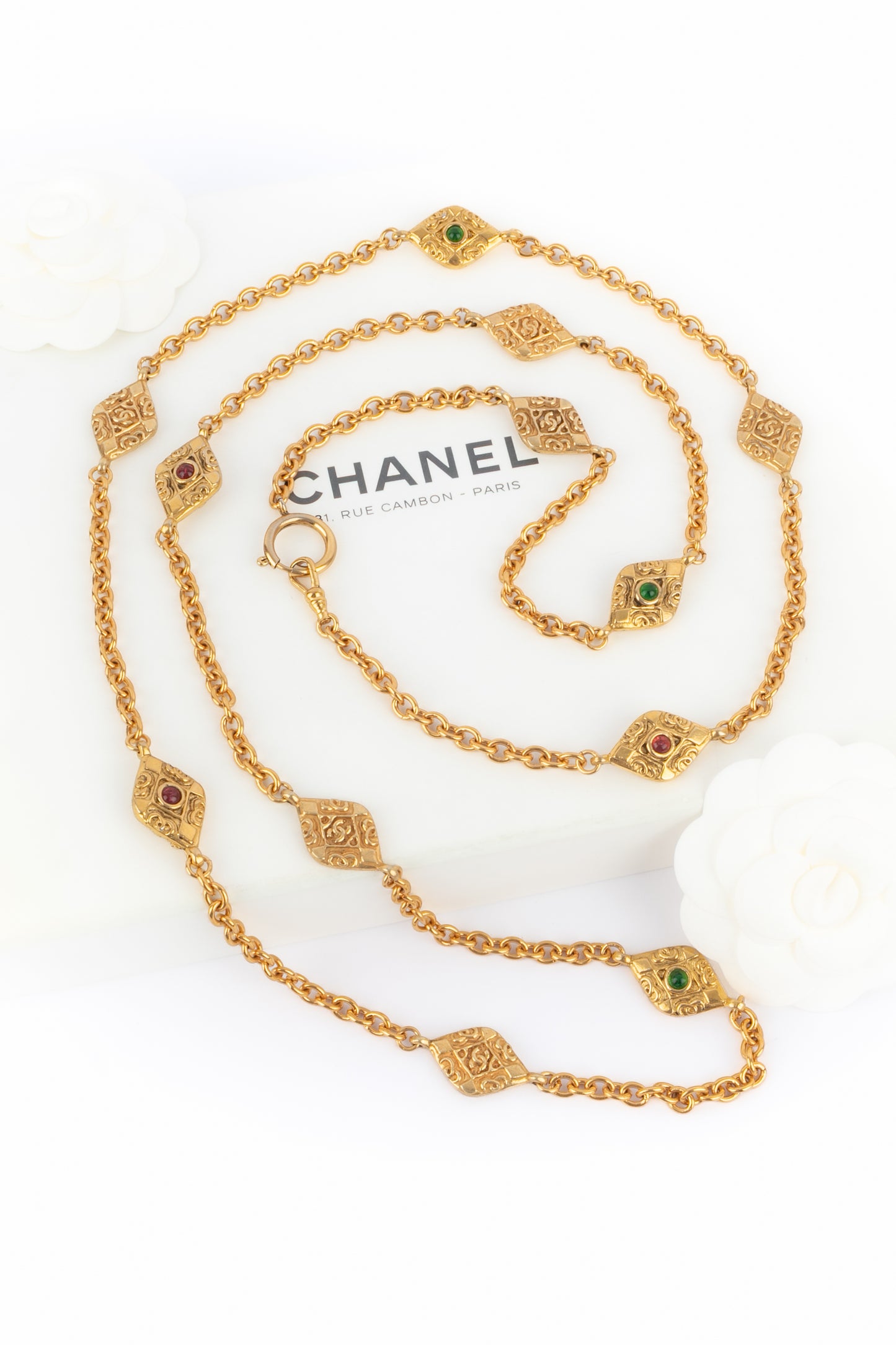 Collier doré Chanel 1985's