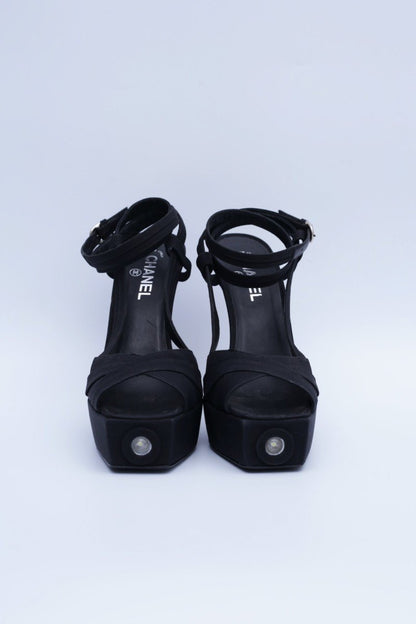 Chaussures noires Chanel