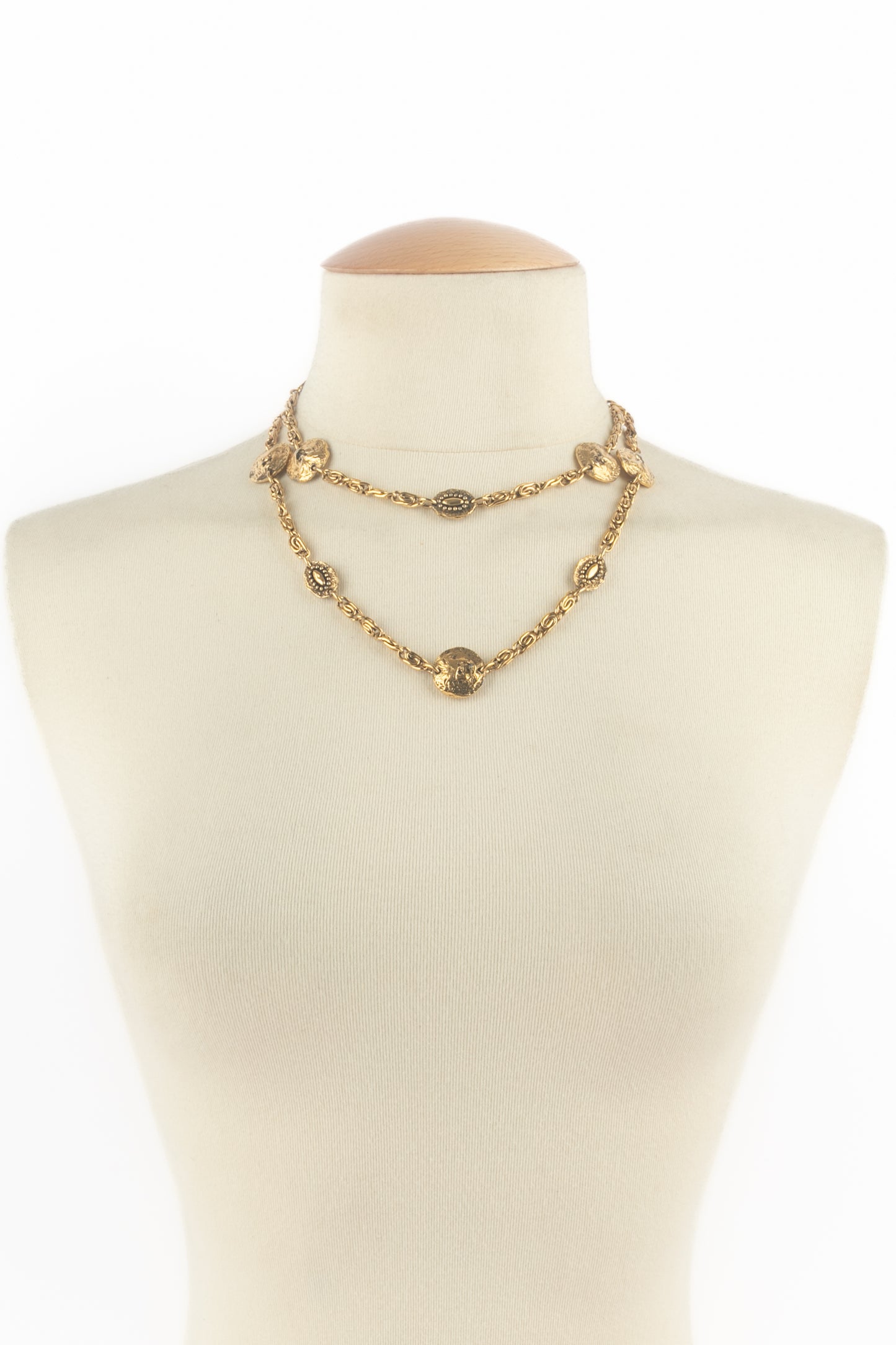 Collier "tête de lion" Chanel