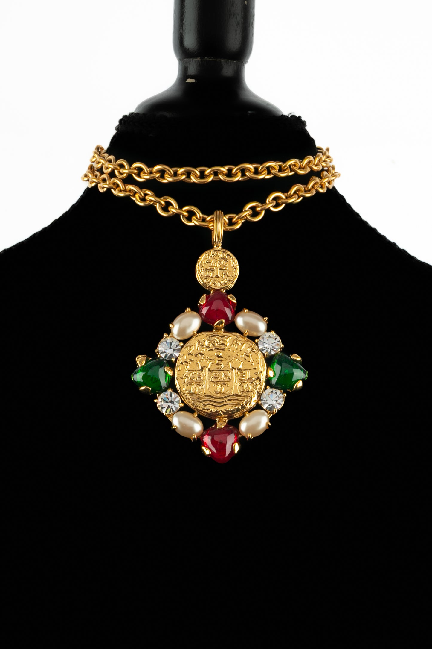 Collier pendentif Chanel 1993