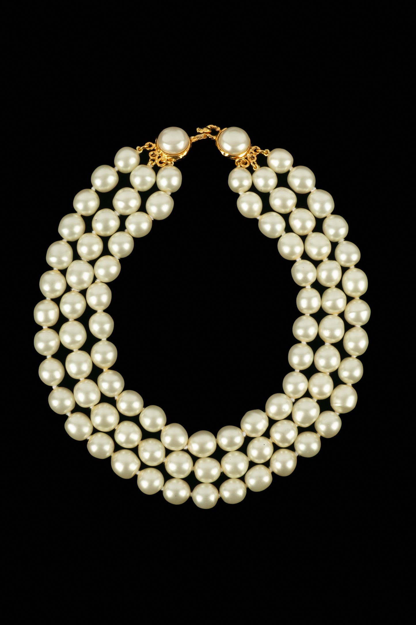 Collier de perles Chanel
