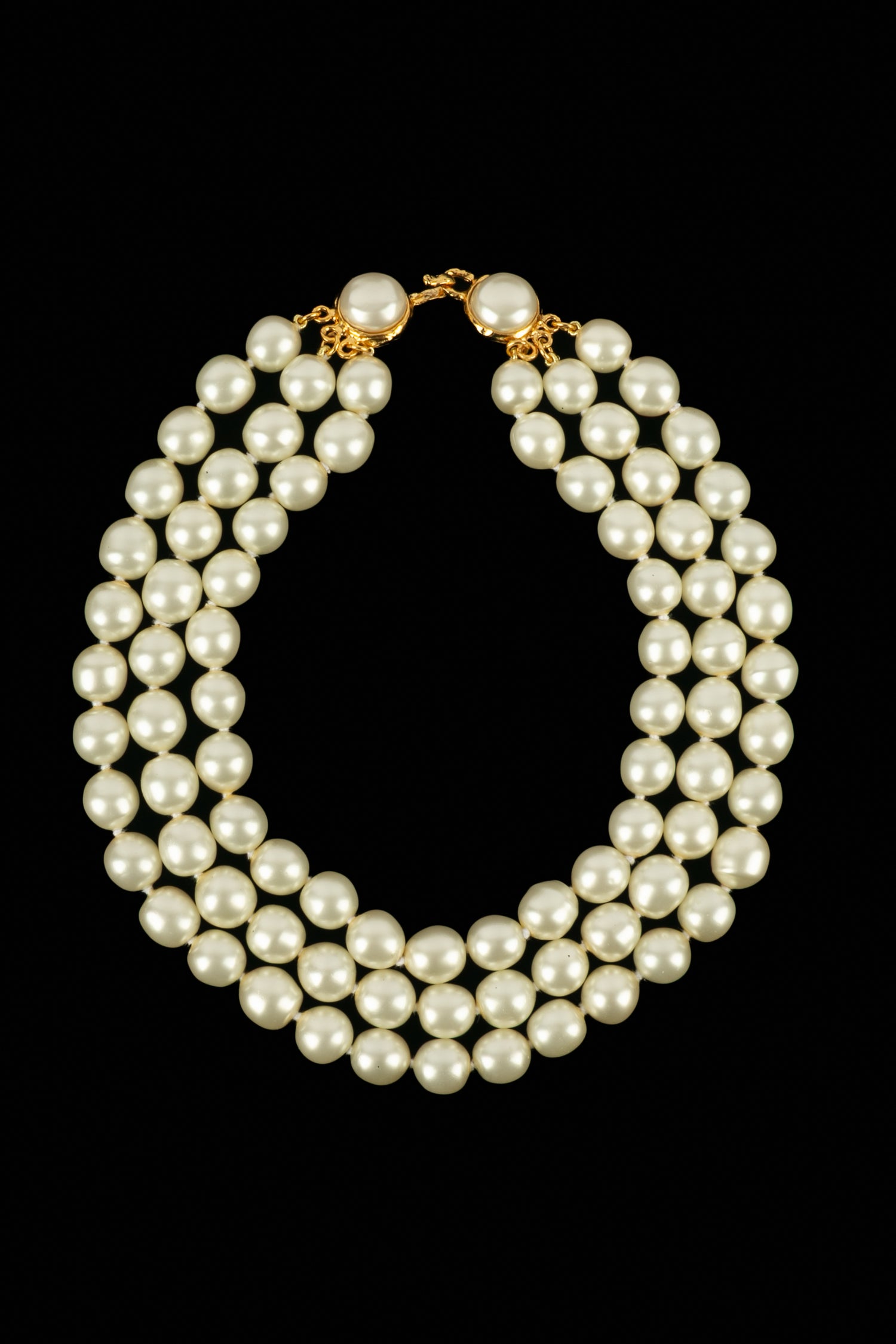 Collier de perles Chanel