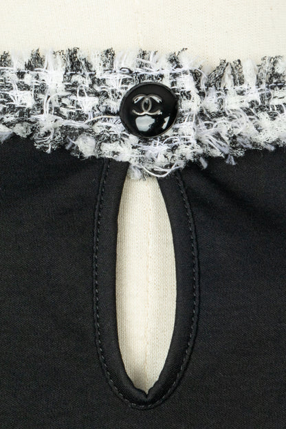 Haut noir Chanel 2010's