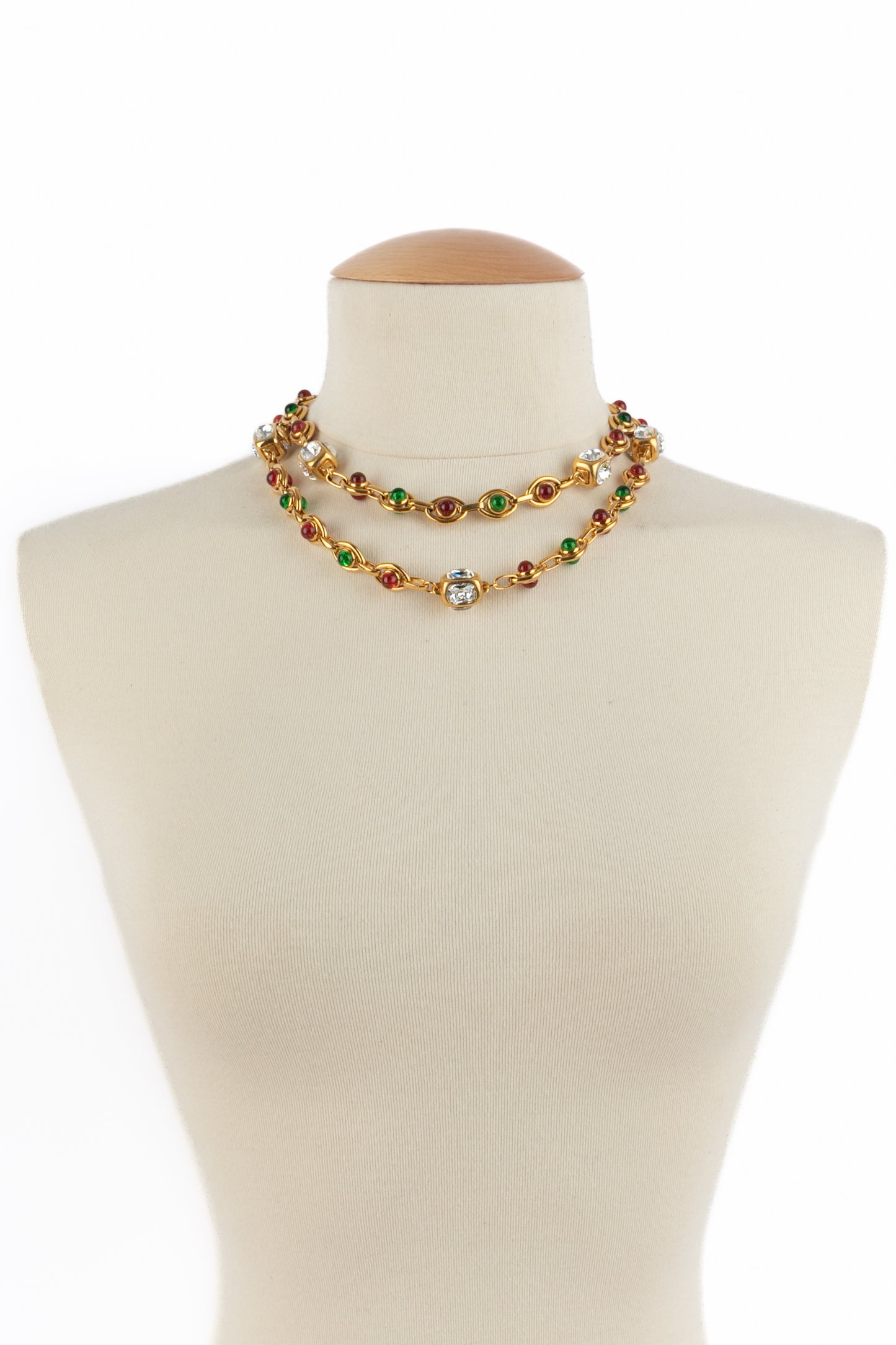 Collier en pâte Chanel 1990's