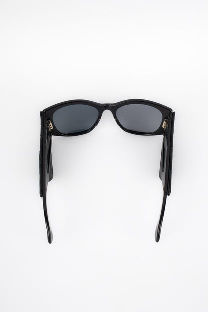 Lunettes de soleil en cuir Chanel