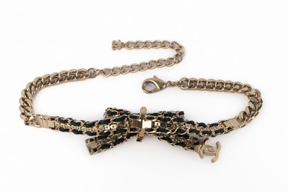 Collier noeud Chanel 2022