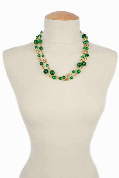 Collier de perles vertes Chanel