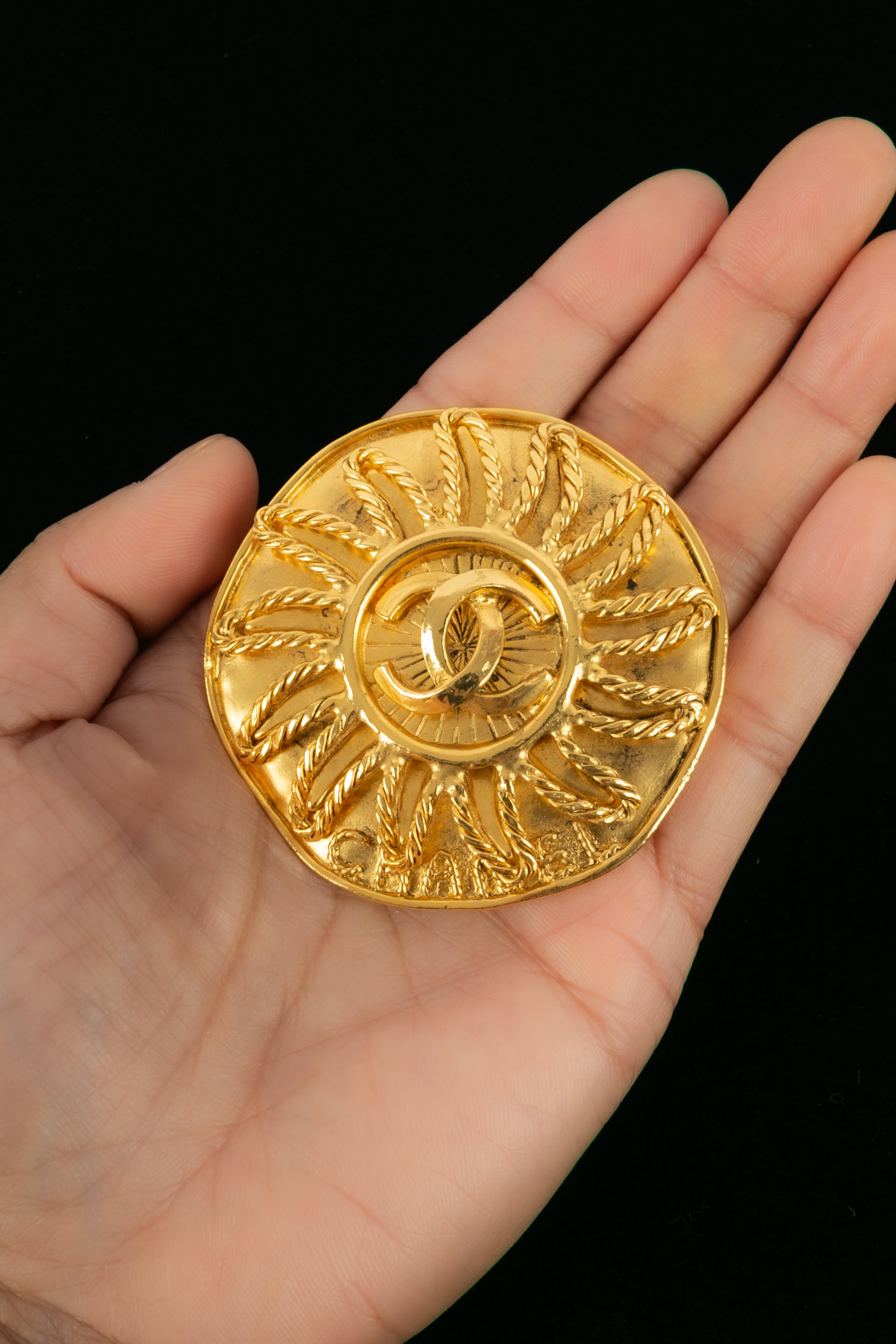 Broche Chanel Hiver 1994