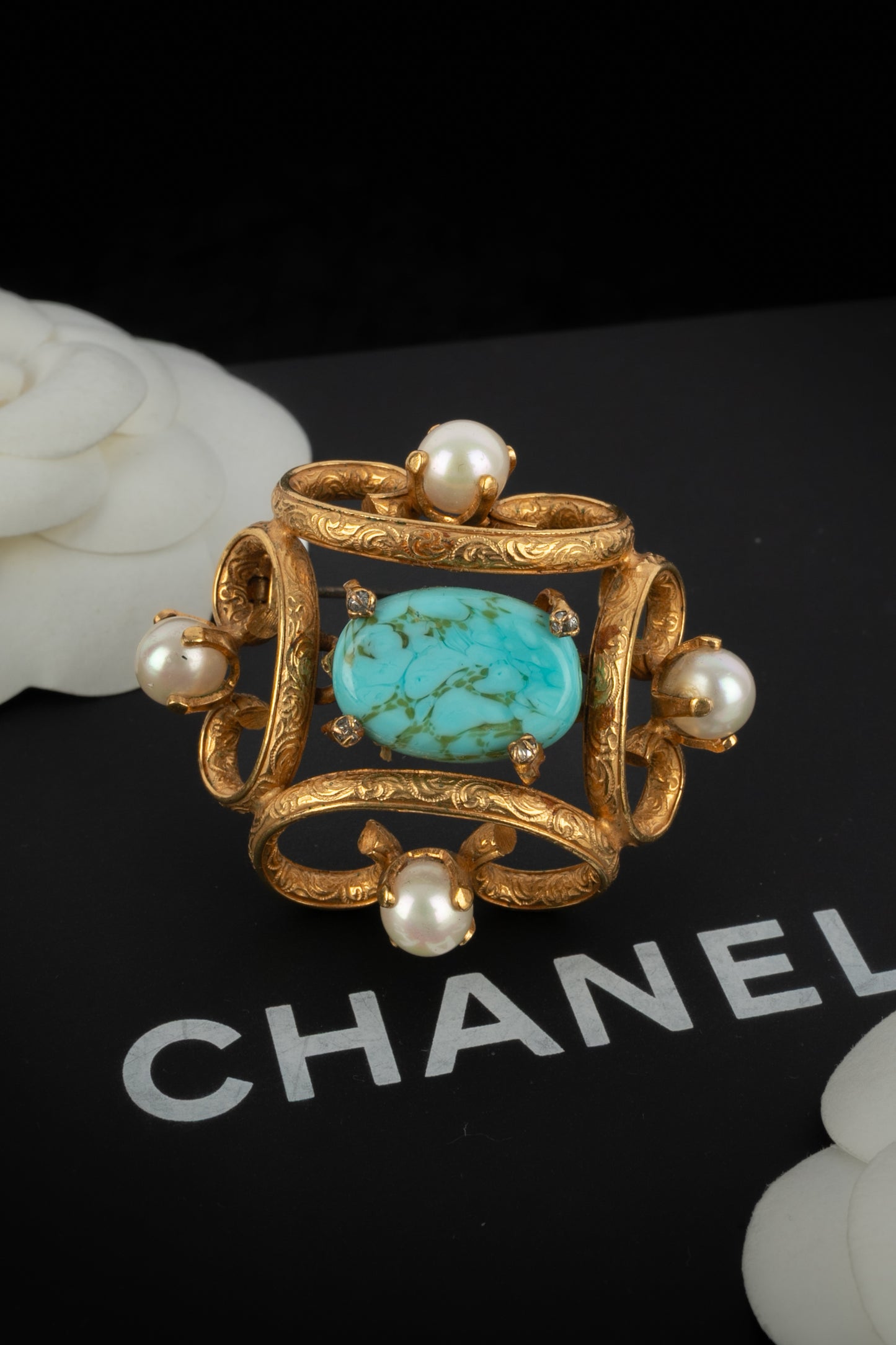 Broche Chanel époque Coco
