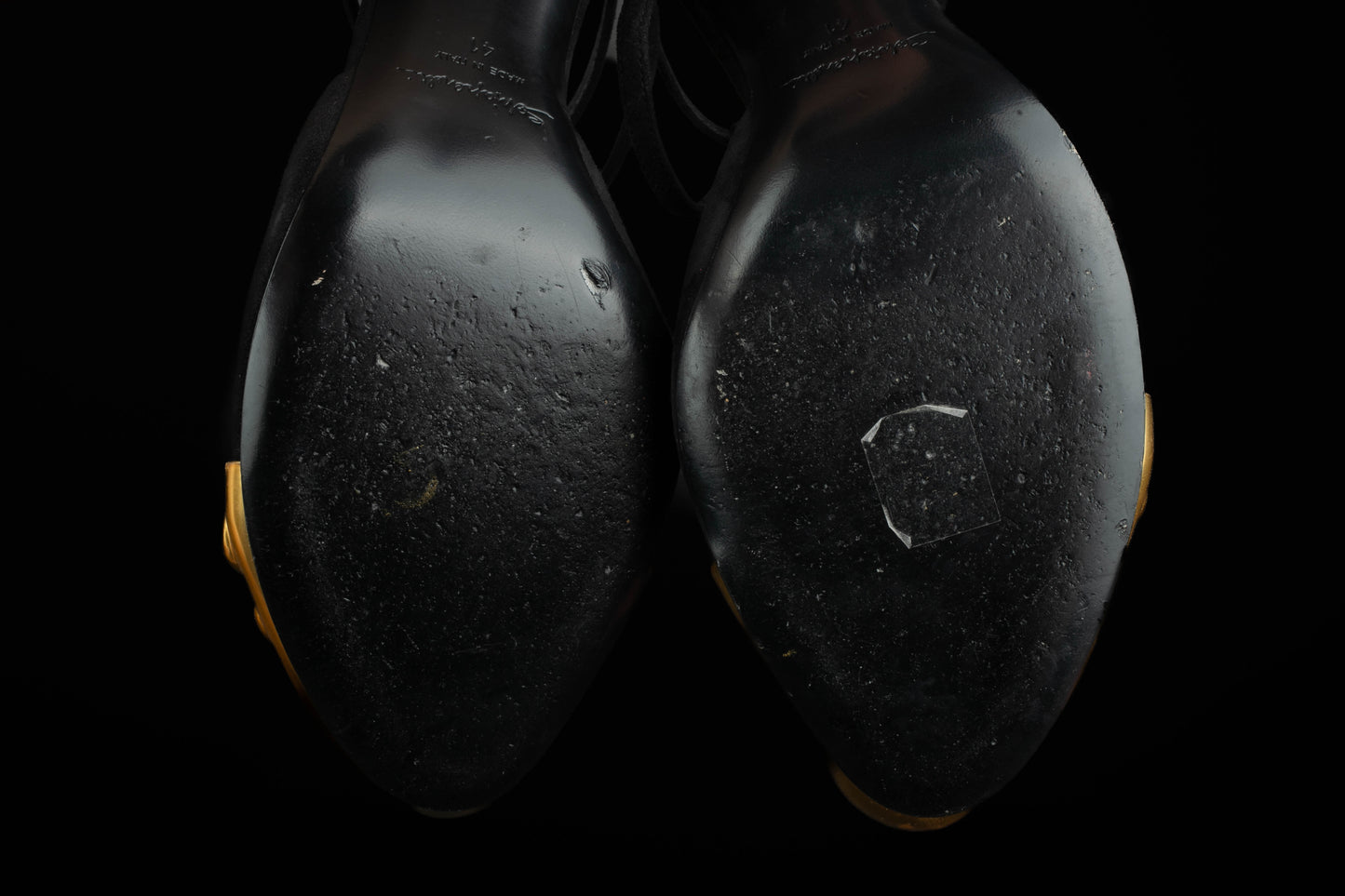 Escarpins trompe-l'oeil Schiaparelli 2023