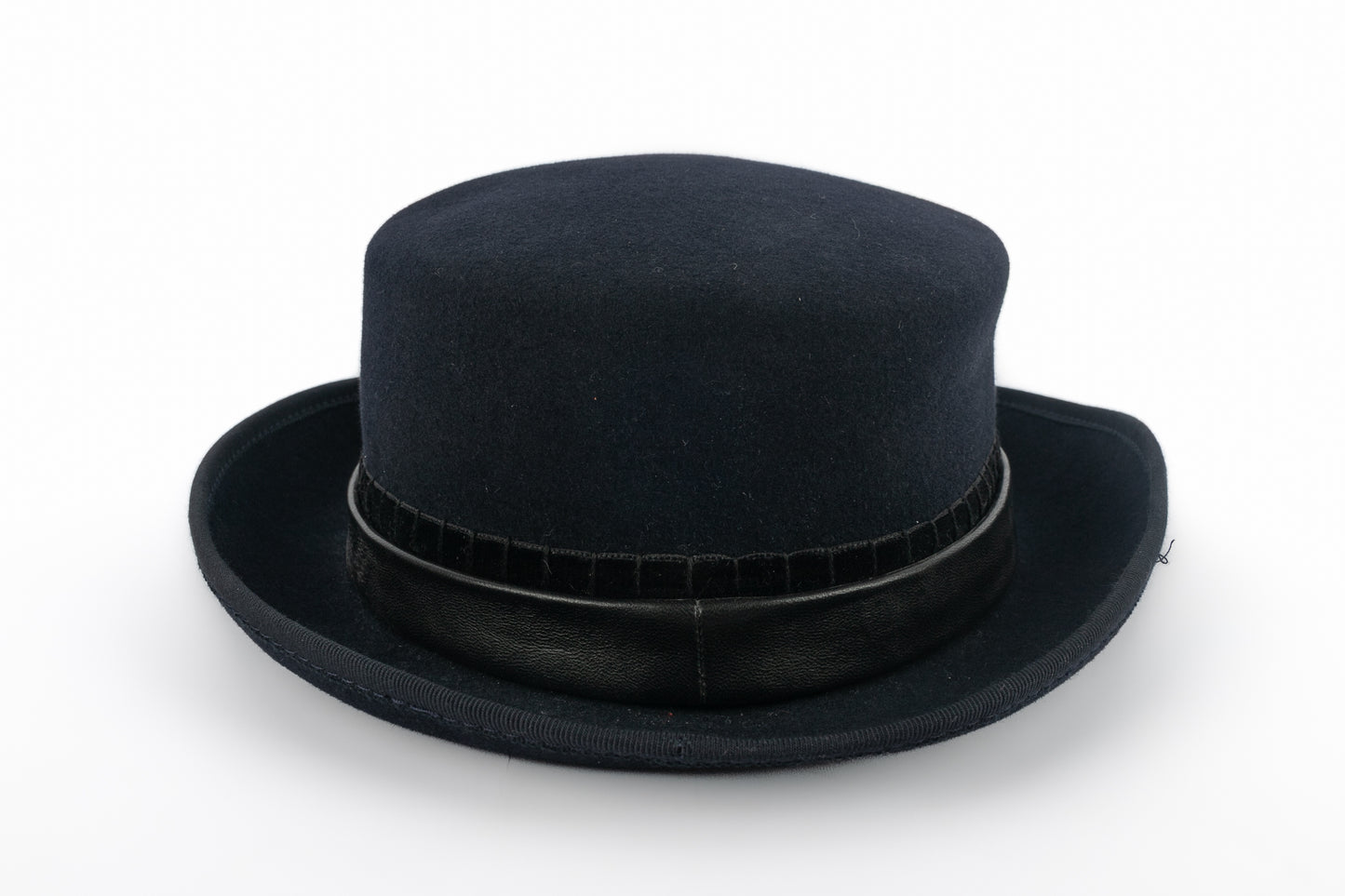 Chapeau noir Chanel