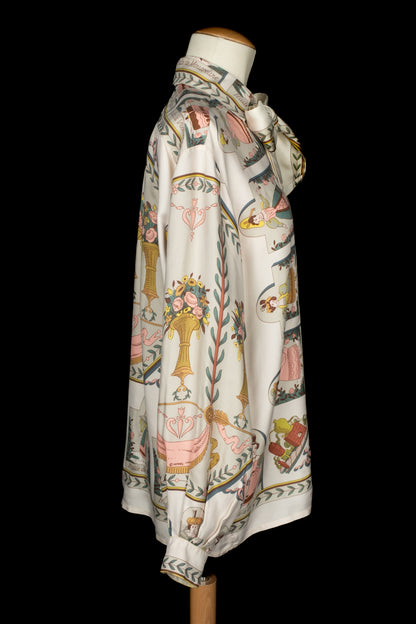 Chemise en soie "Huile Rafraichissante à l'usage de la Toilette parfumée" Hermès