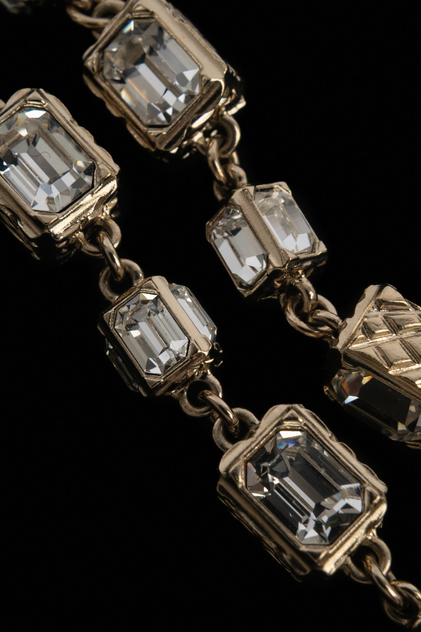 Collier cc Chanel Fall 2023