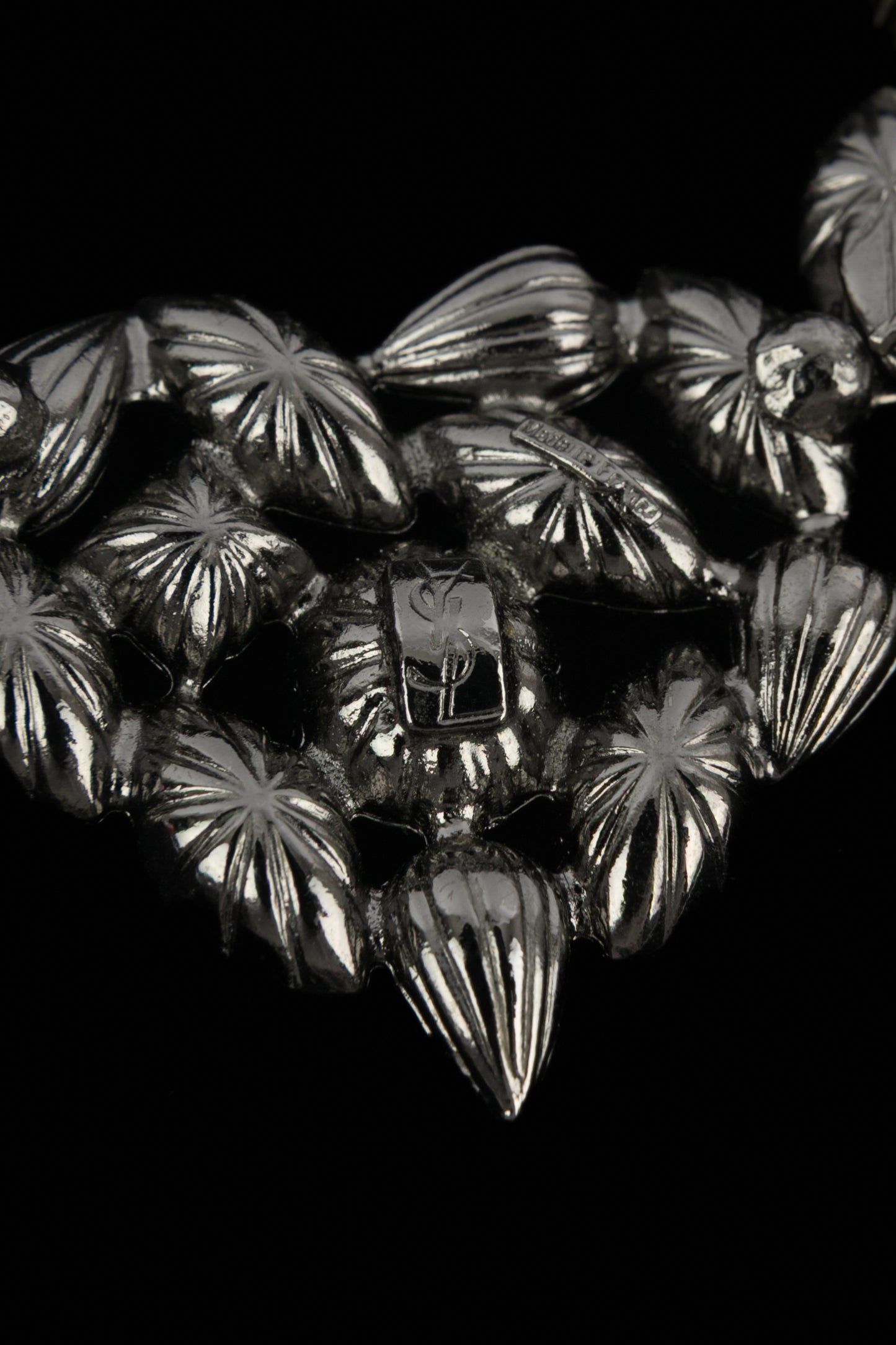 BC233-7
