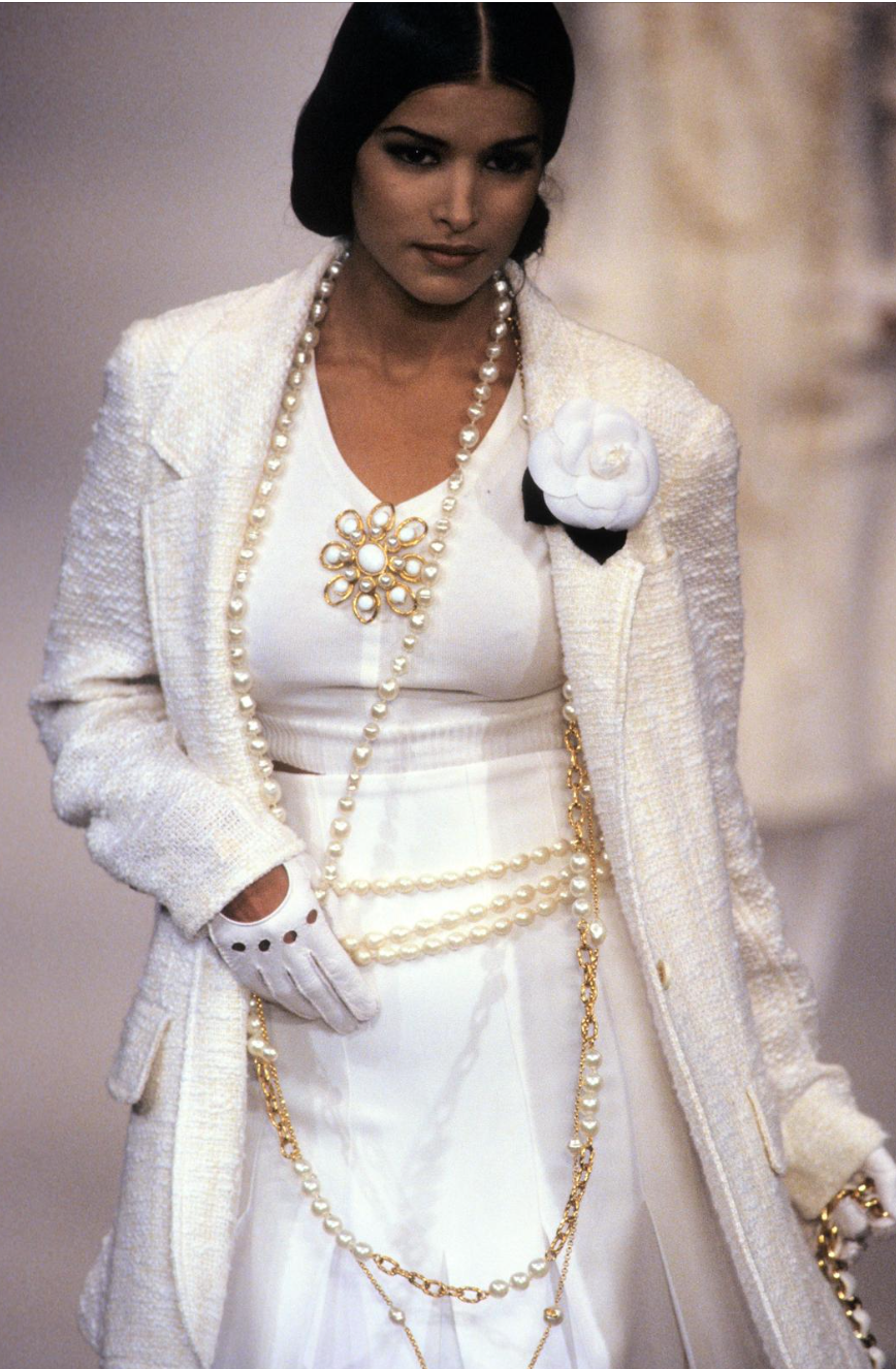 Broche pendentif Chanel Eté 1993