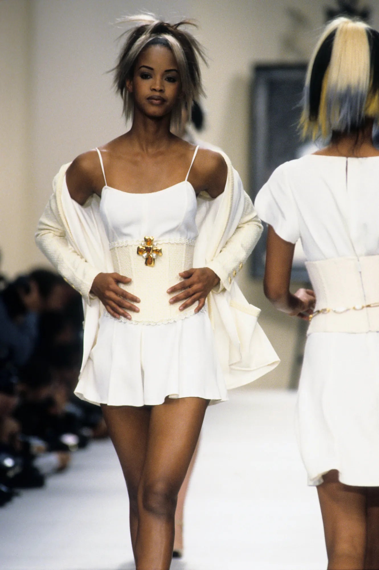 CHANEL-SPRING-1994-RTW-41.webp