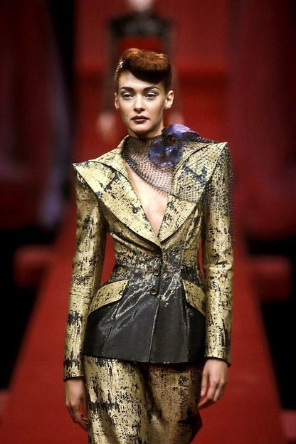 Christian Lacroix set