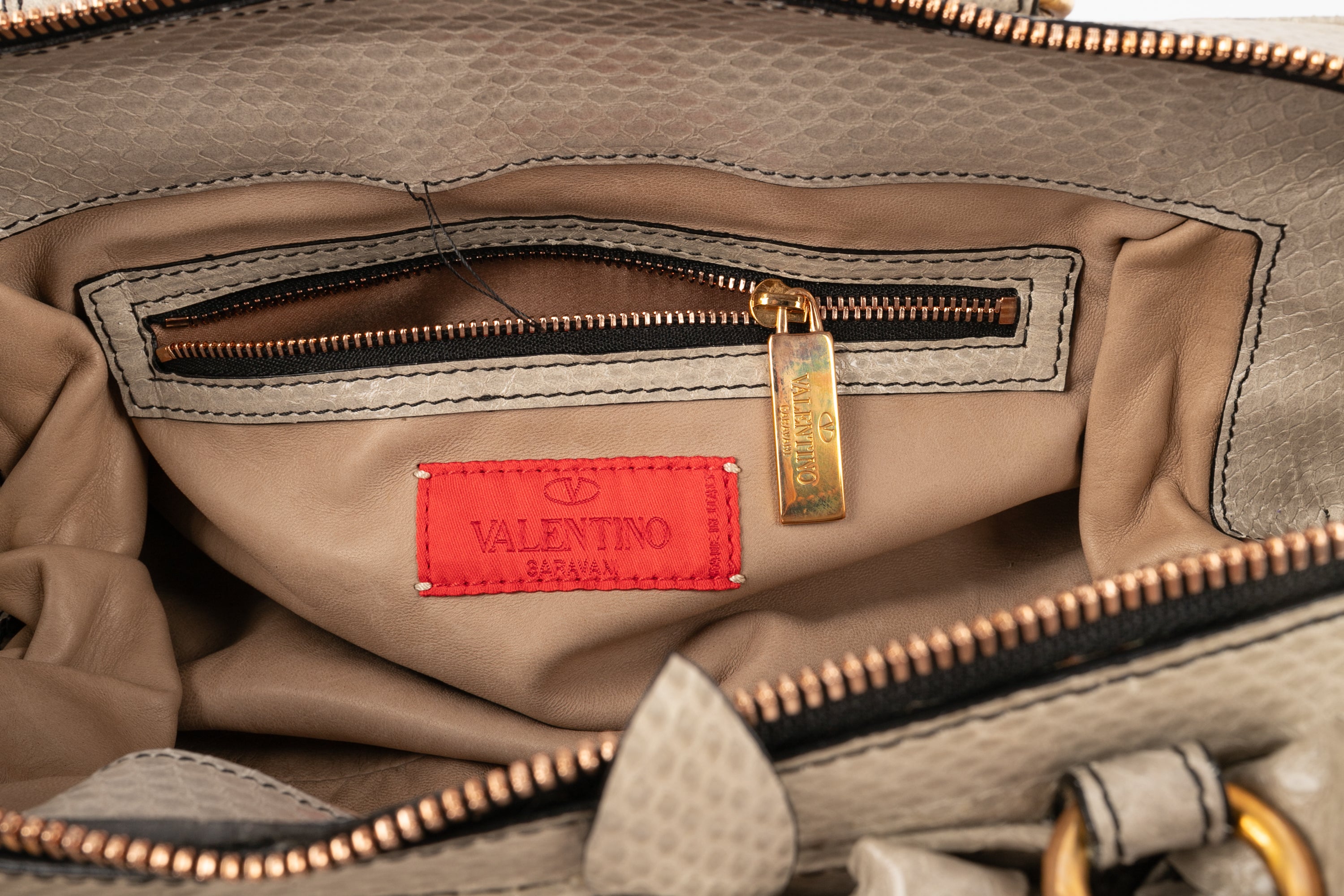 Valentino fur bag – Les Merveilles De Babellou
