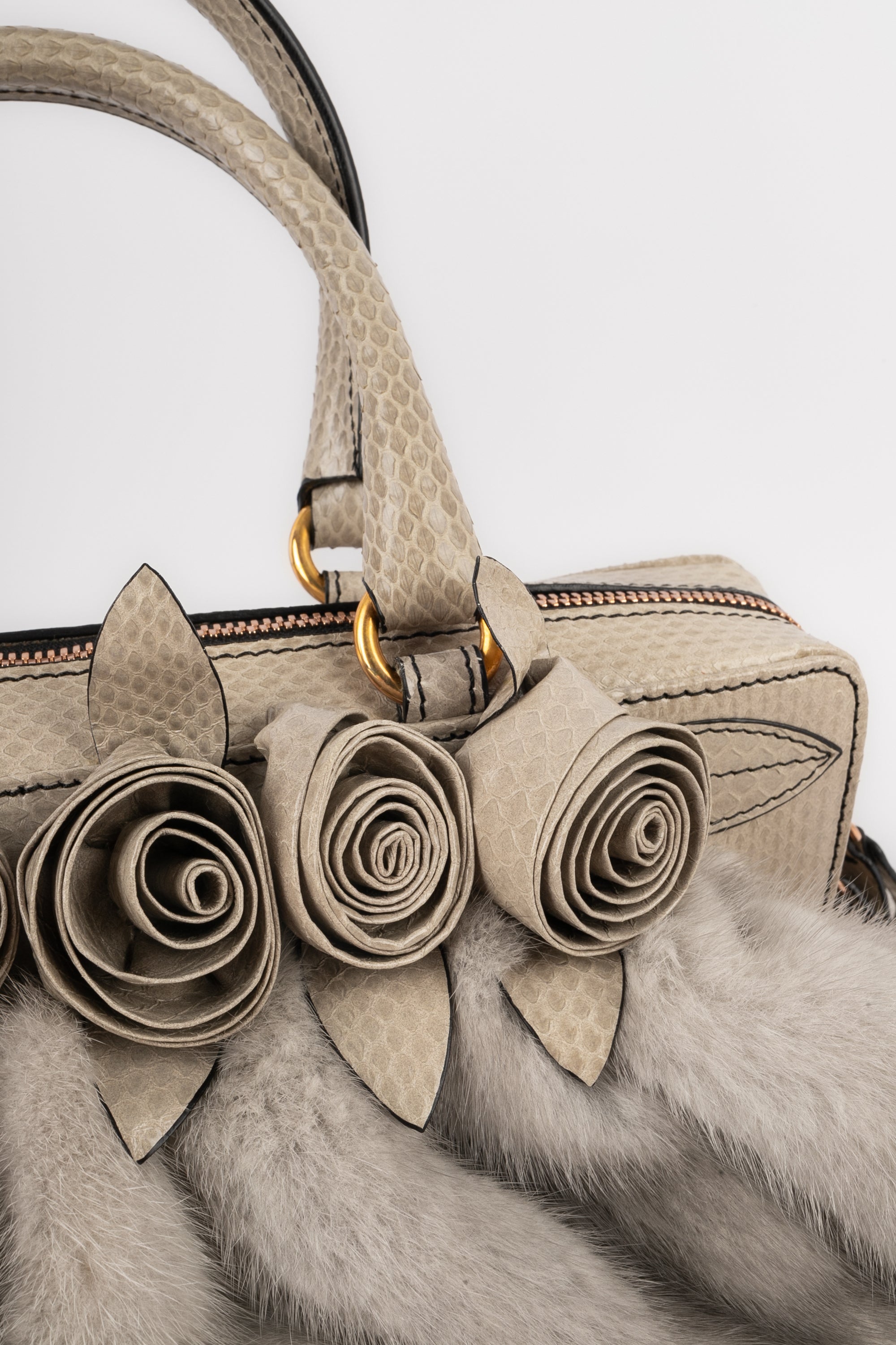 Valentino fur bag – Les Merveilles De Babellou