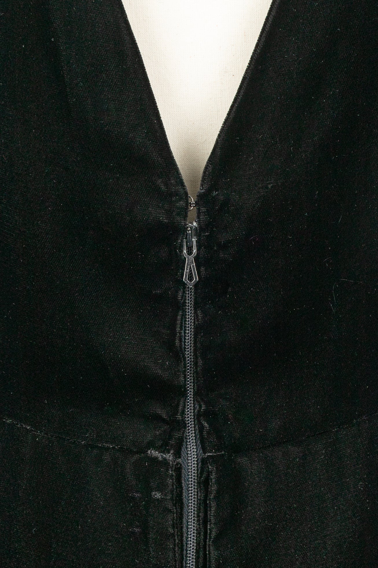 VR337-8