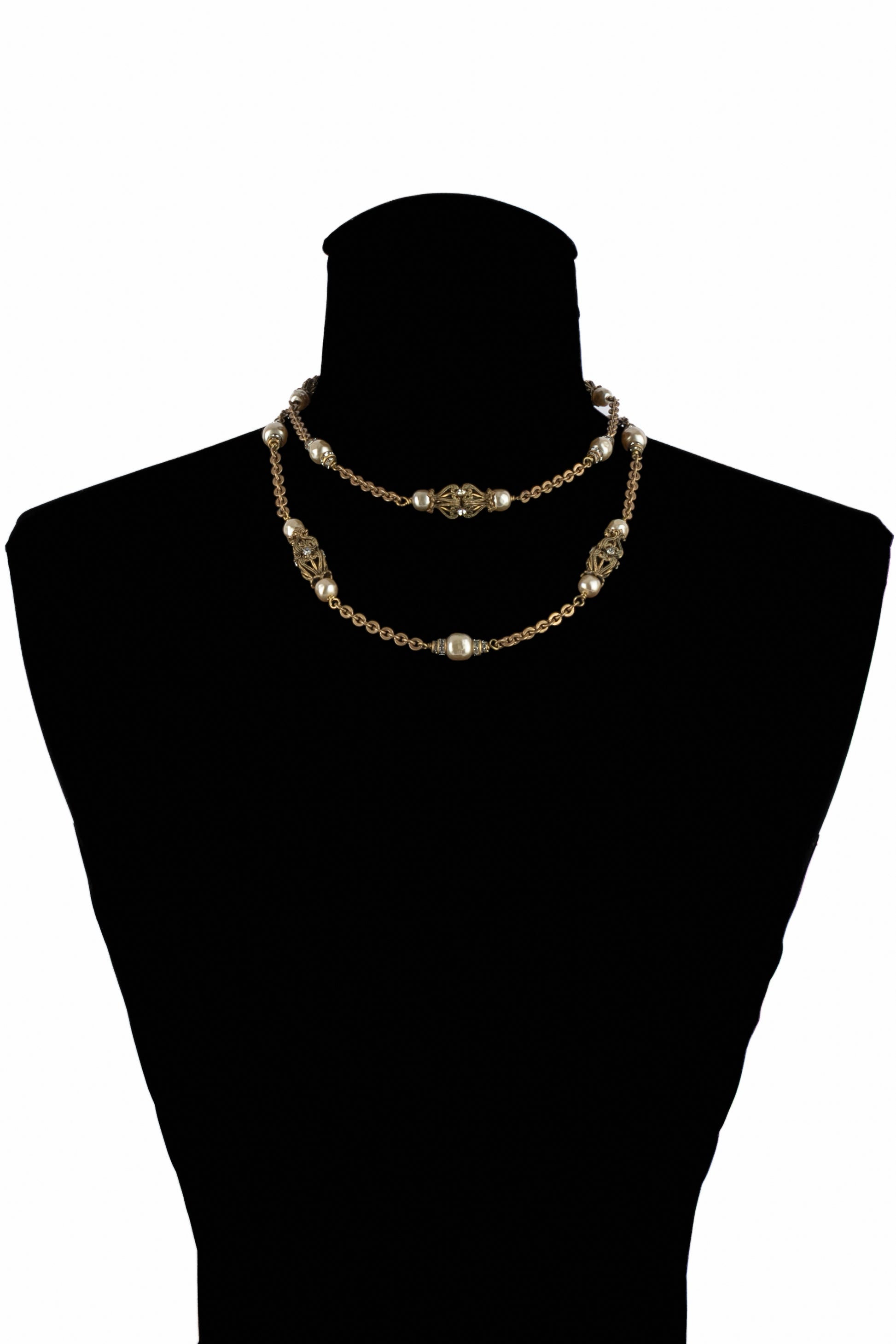 Collier sautoir Chanel Epoque Coco