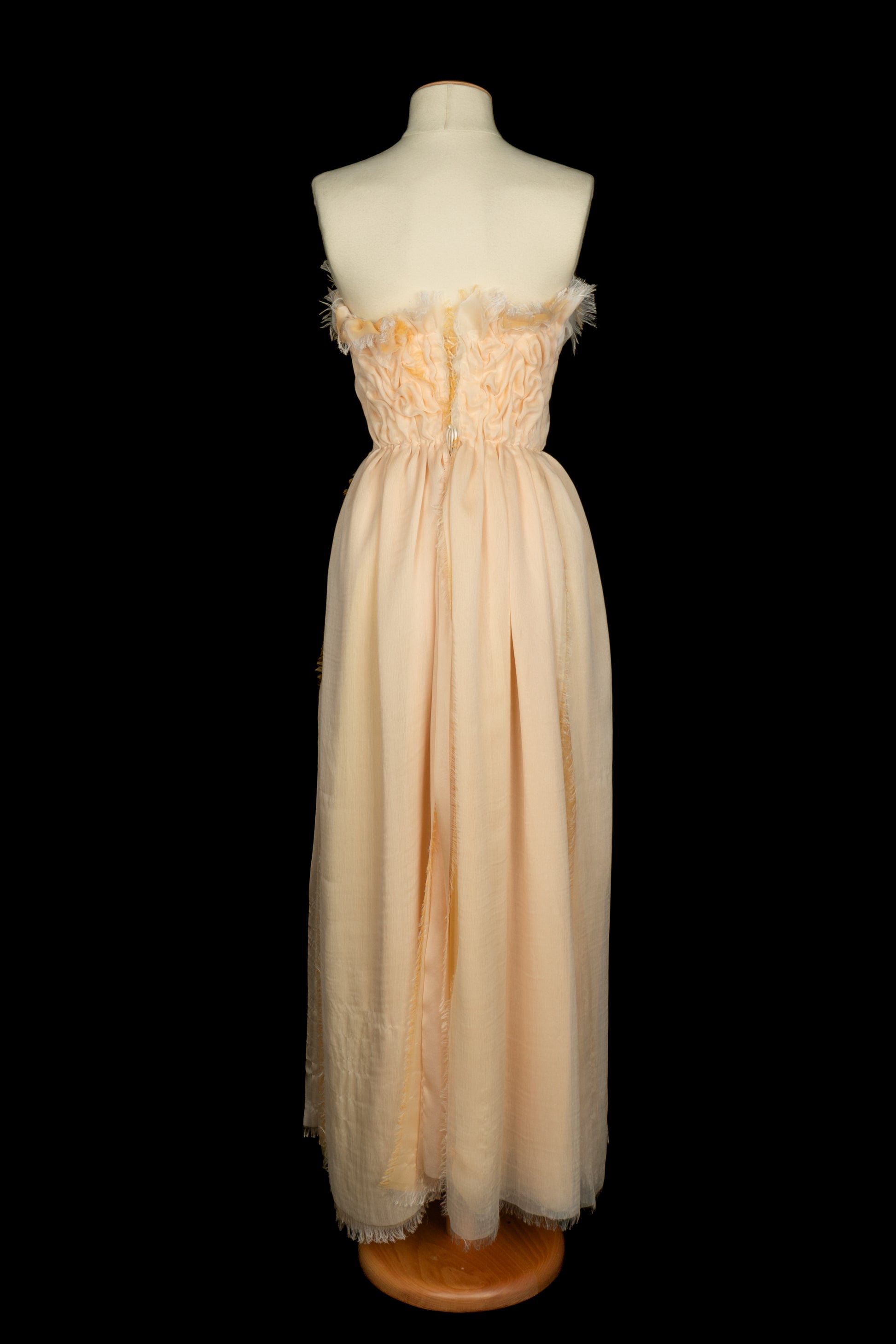 Robe "Symphonie Barbare" Franck Sorbier Printemps-Eté 2025