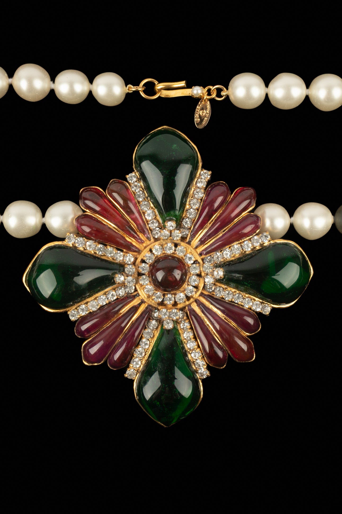 Collier pendentif Chanel