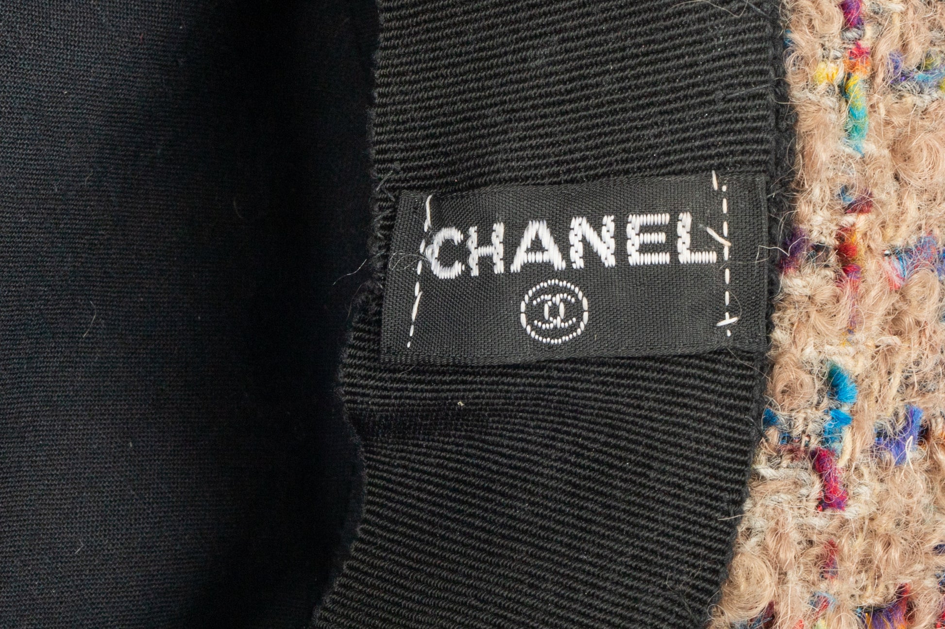 Chapeau canotier Chanel en tweed