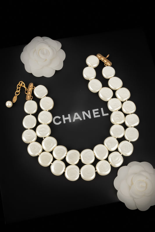 Collier de perles Chanel