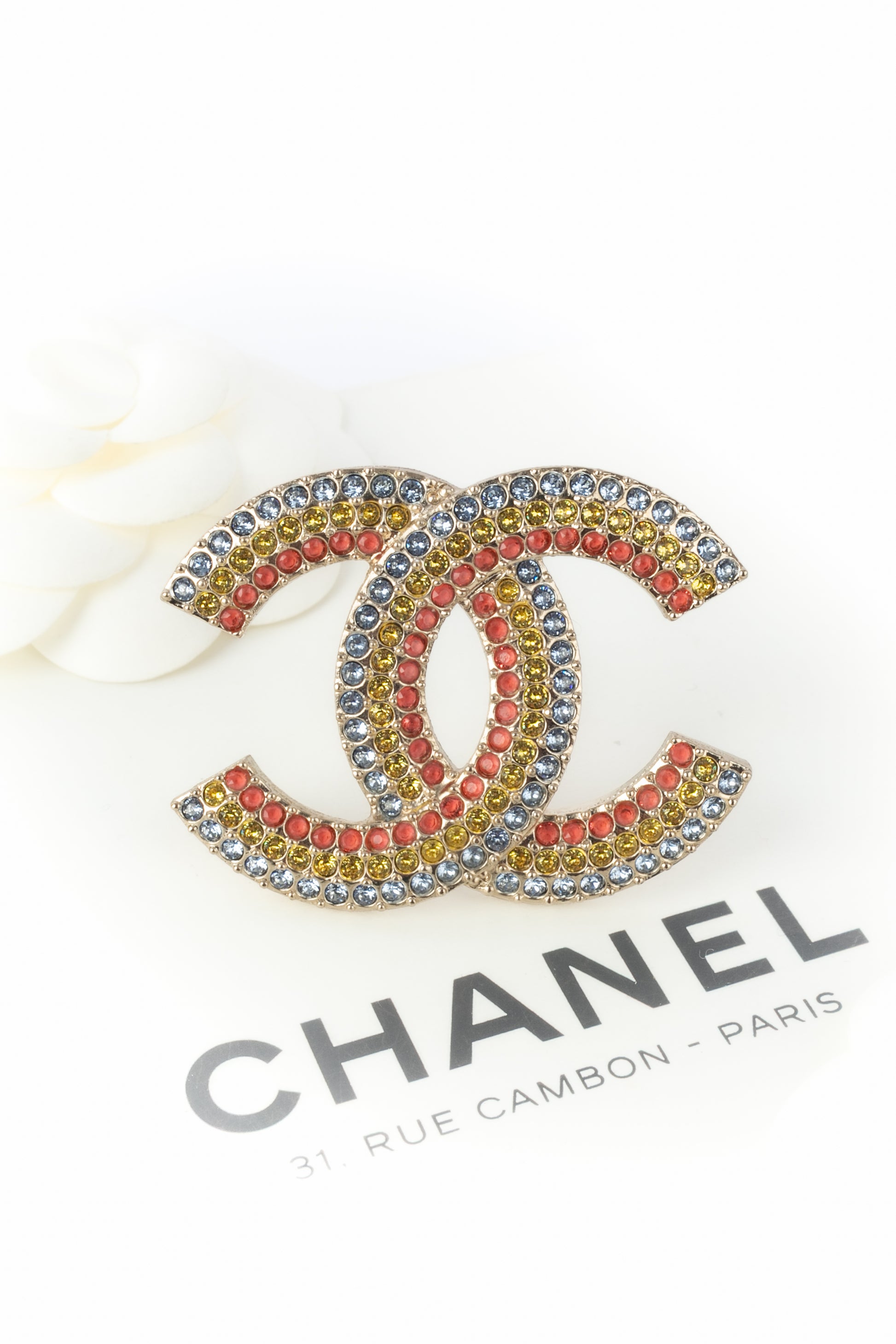 Broche cc Chanel 2022