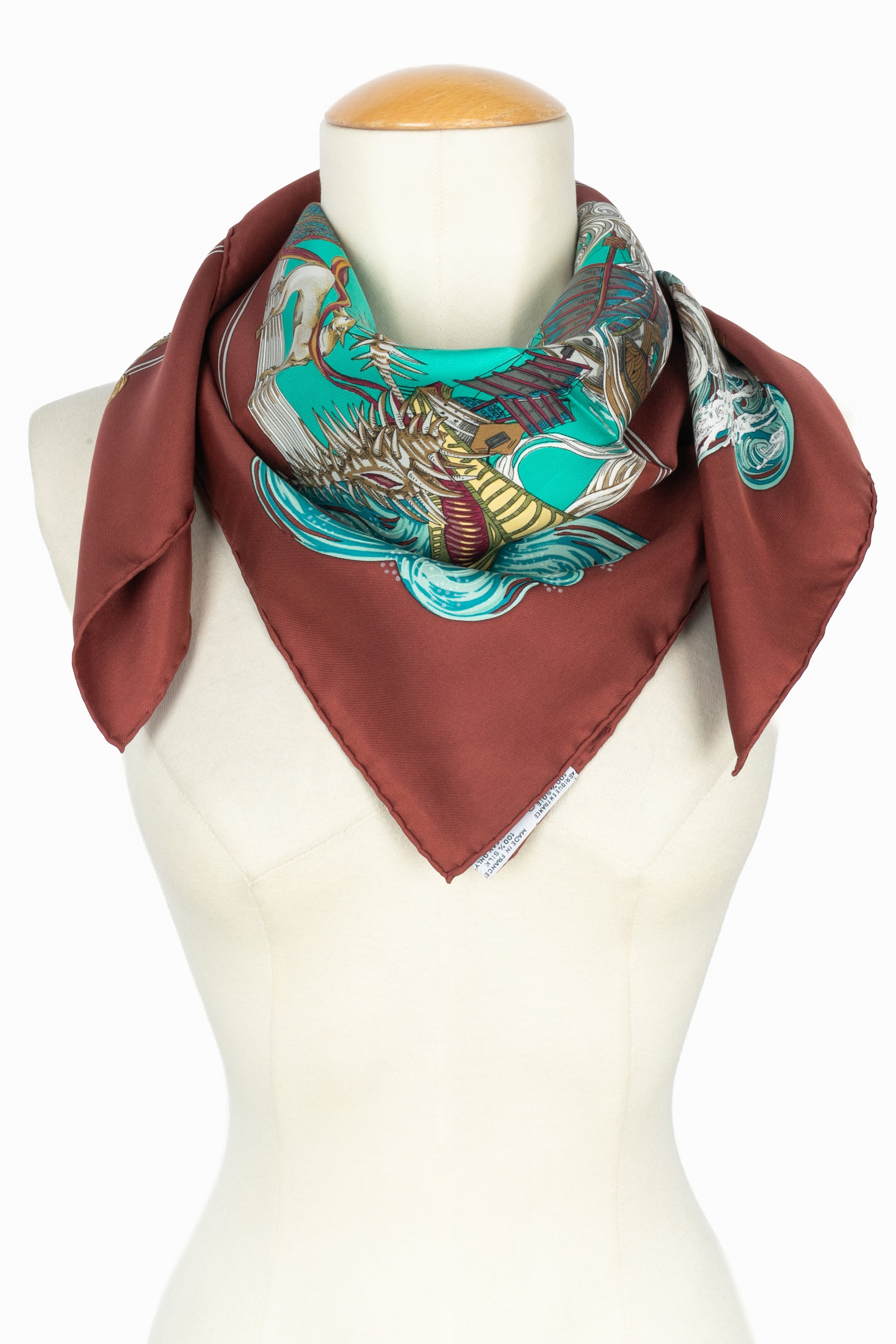 Carré / Foulard "Les Légendes de l’Arbre" Hermès