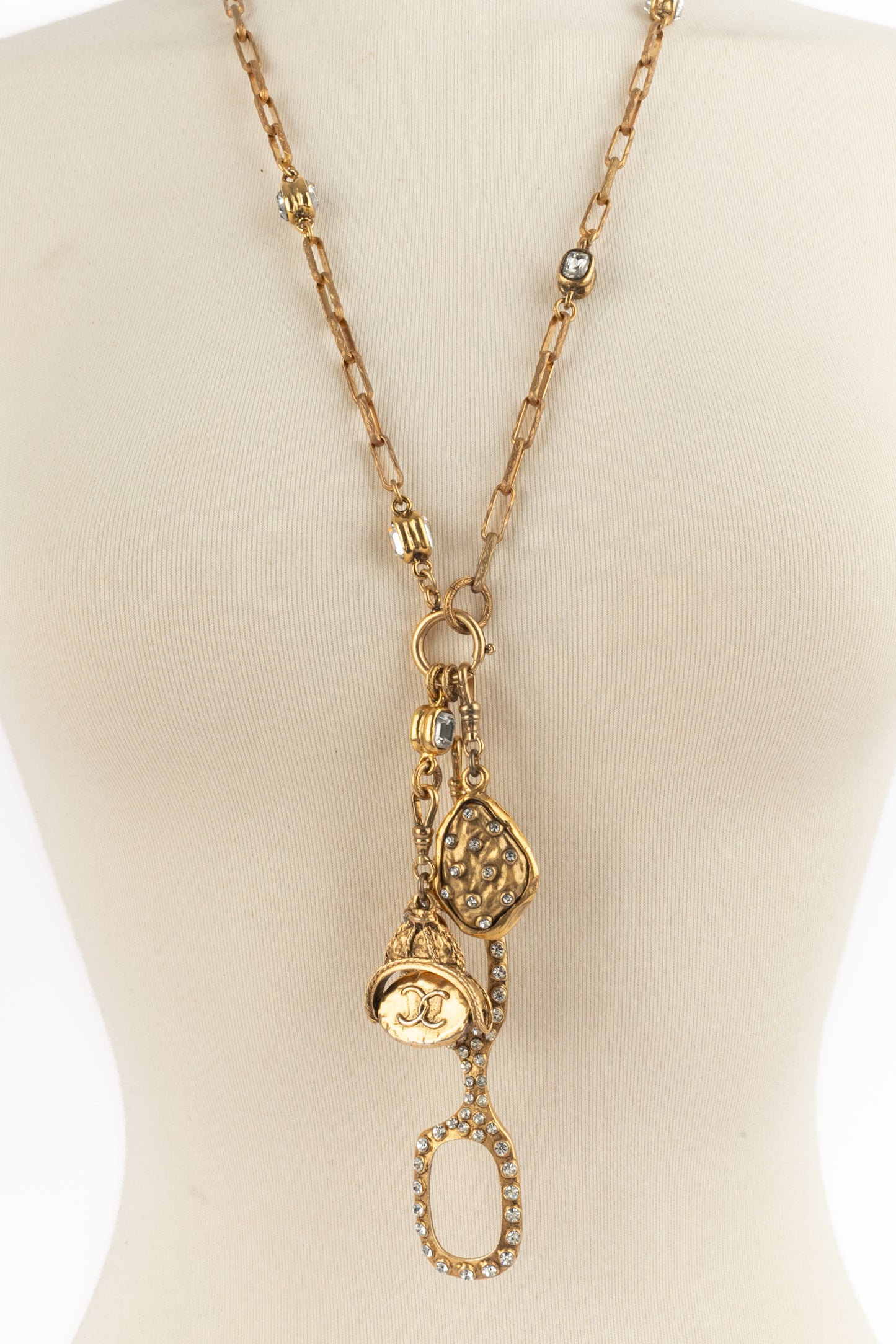Collier breloques Chanel
