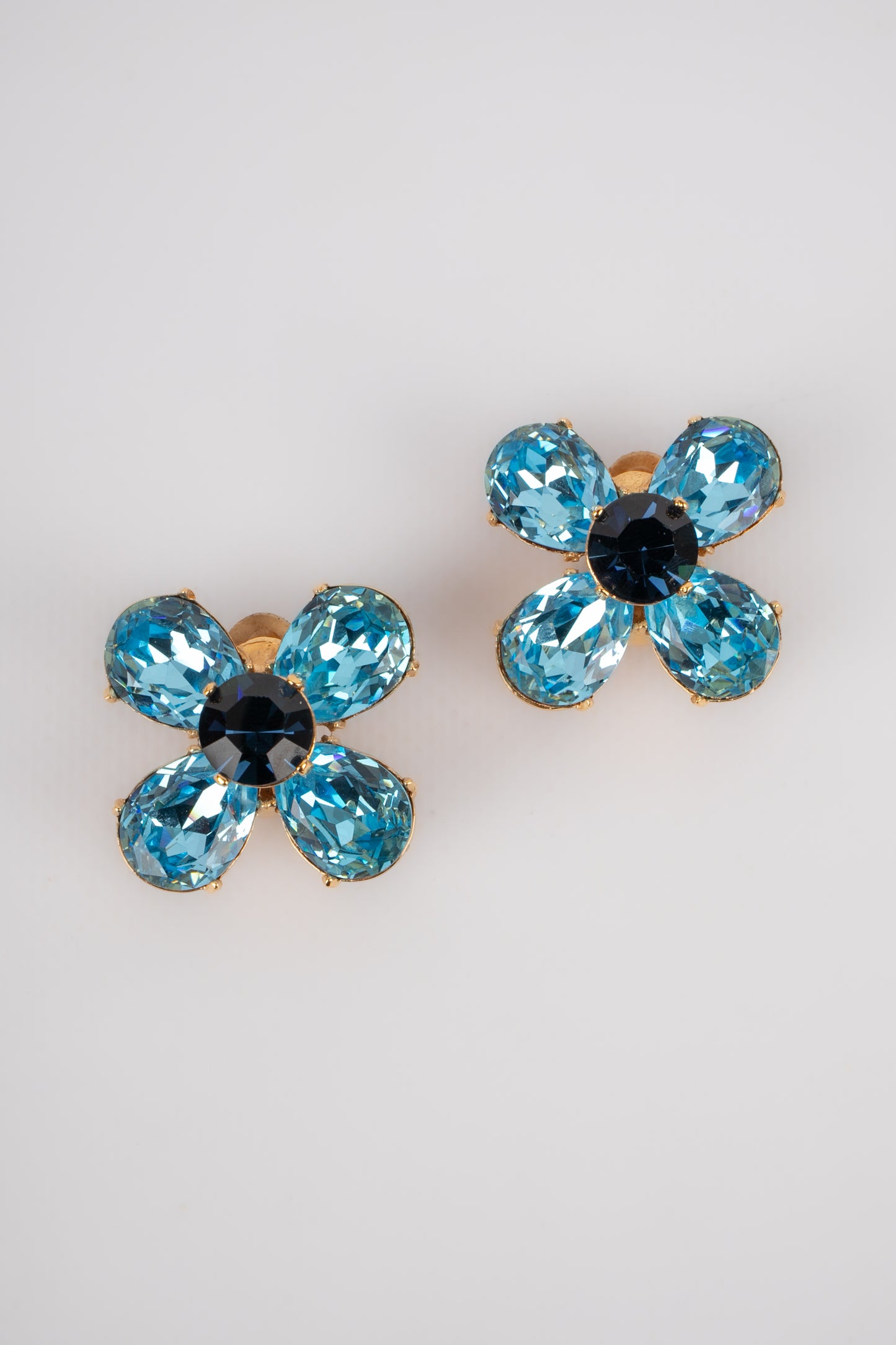 Boucles d'oreilles Yves Saint Laurent