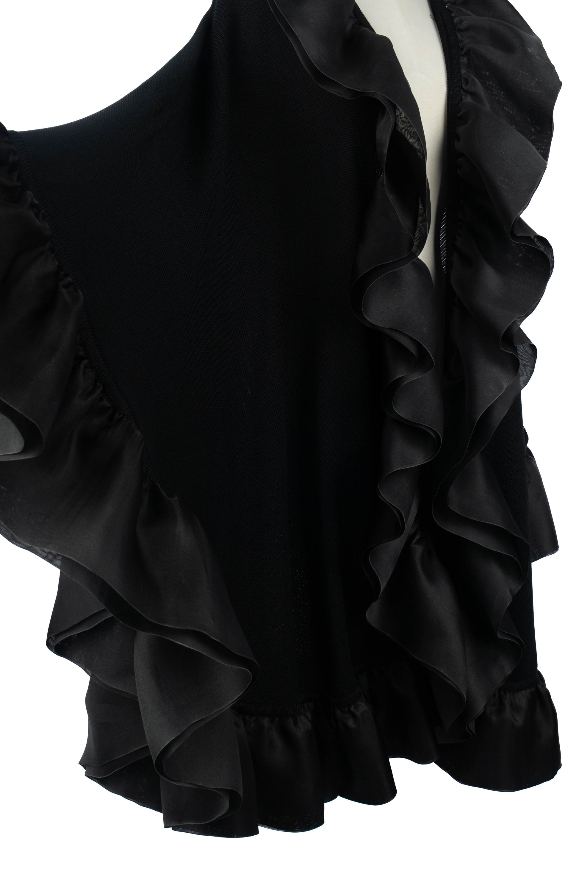 Cape en soie noire Isabel Canovas