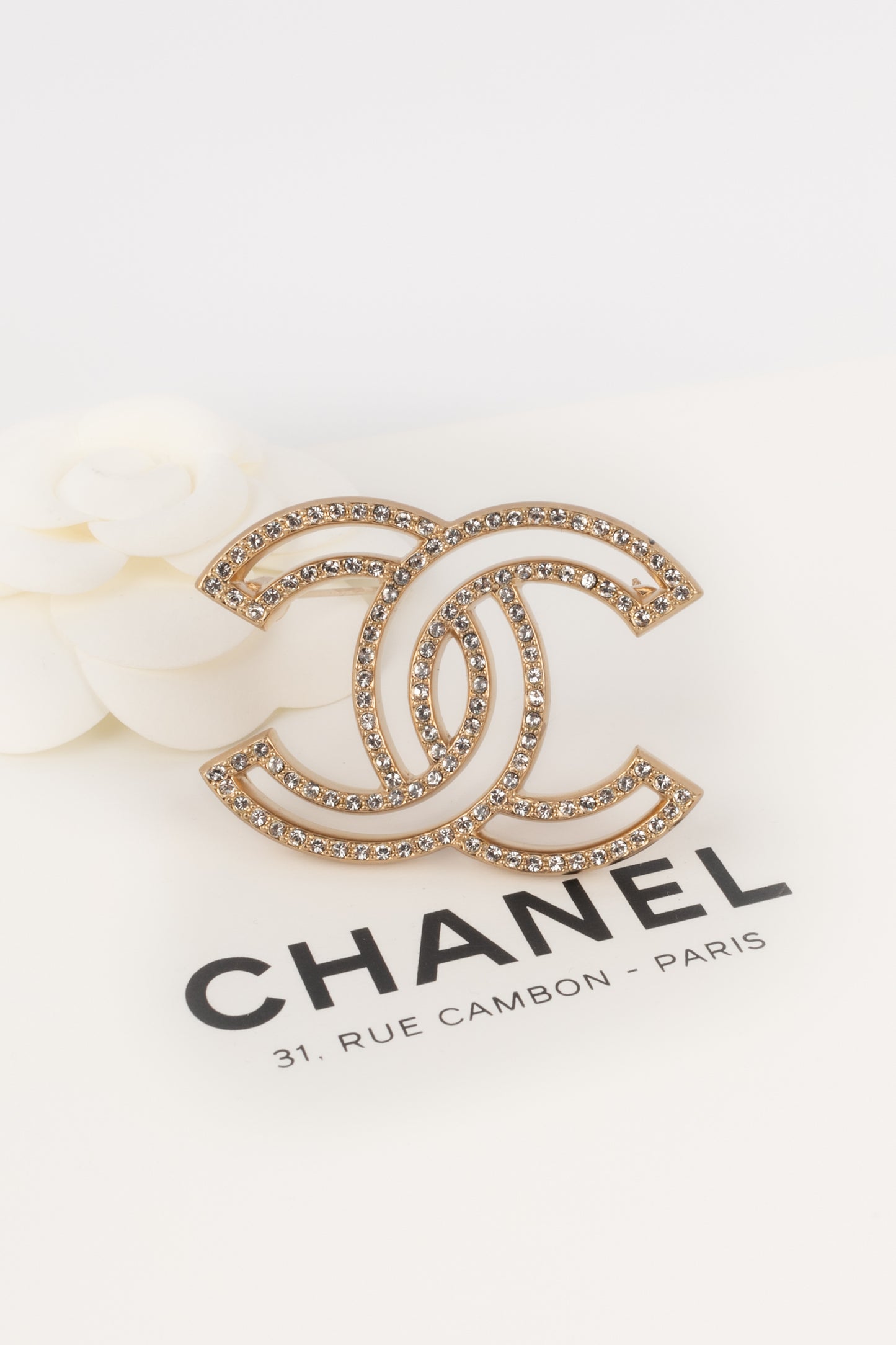 Broche cc Chanel 2018