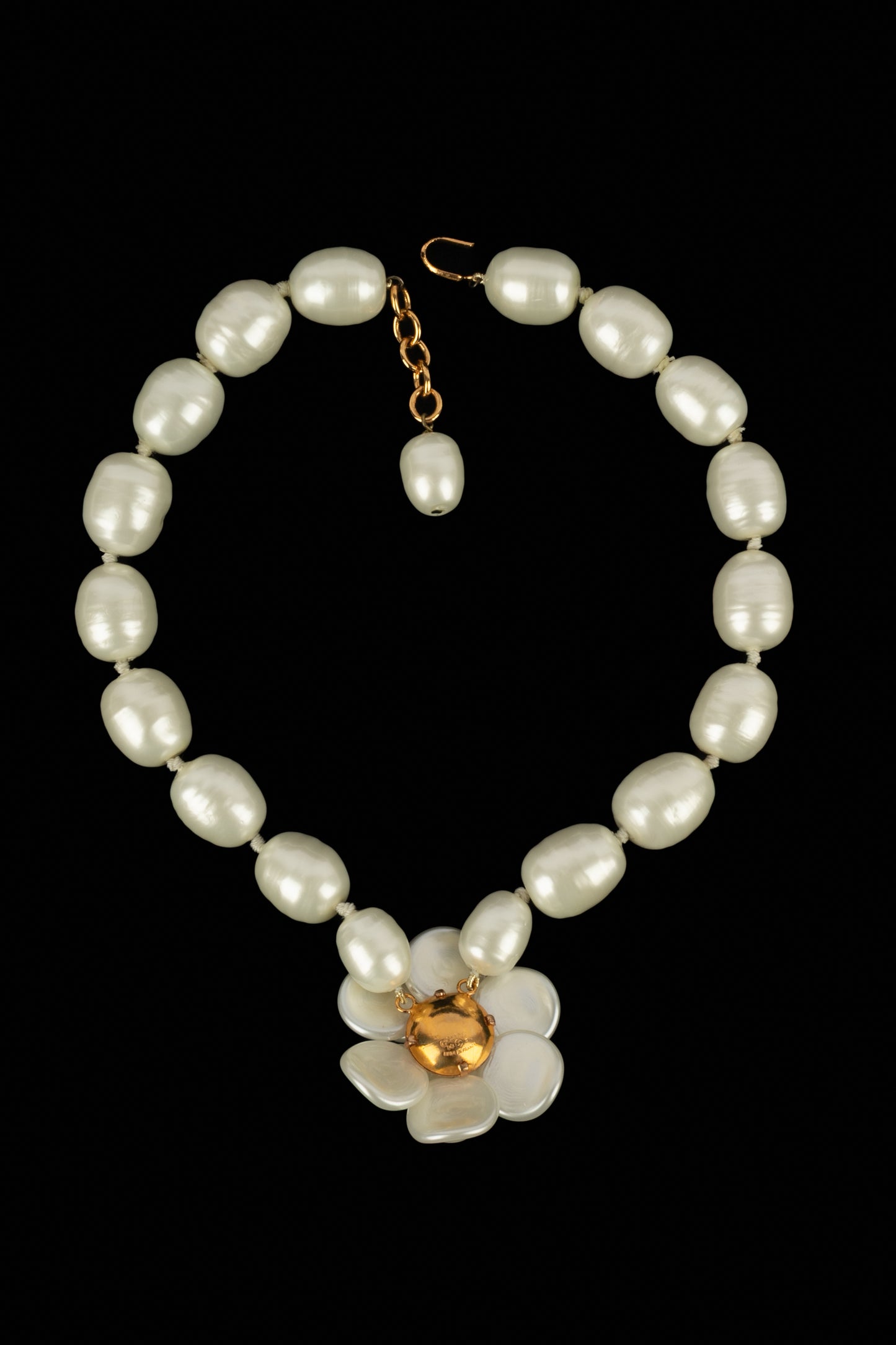 Collier camélia Chanel 1998