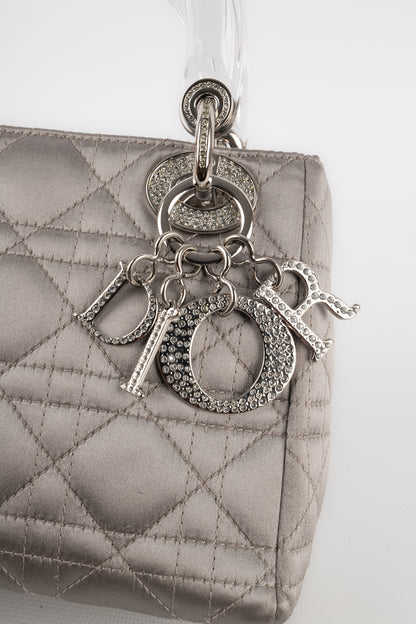 Sac Lady Dior gris perle