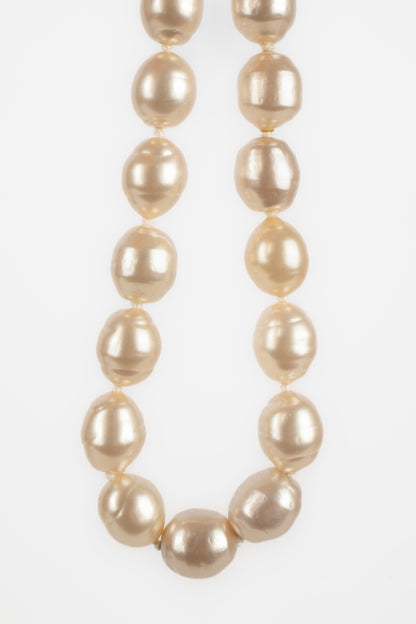 Collier de perles Chanel 