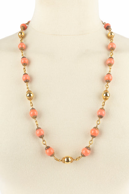 Collier de perles roses Chanel 