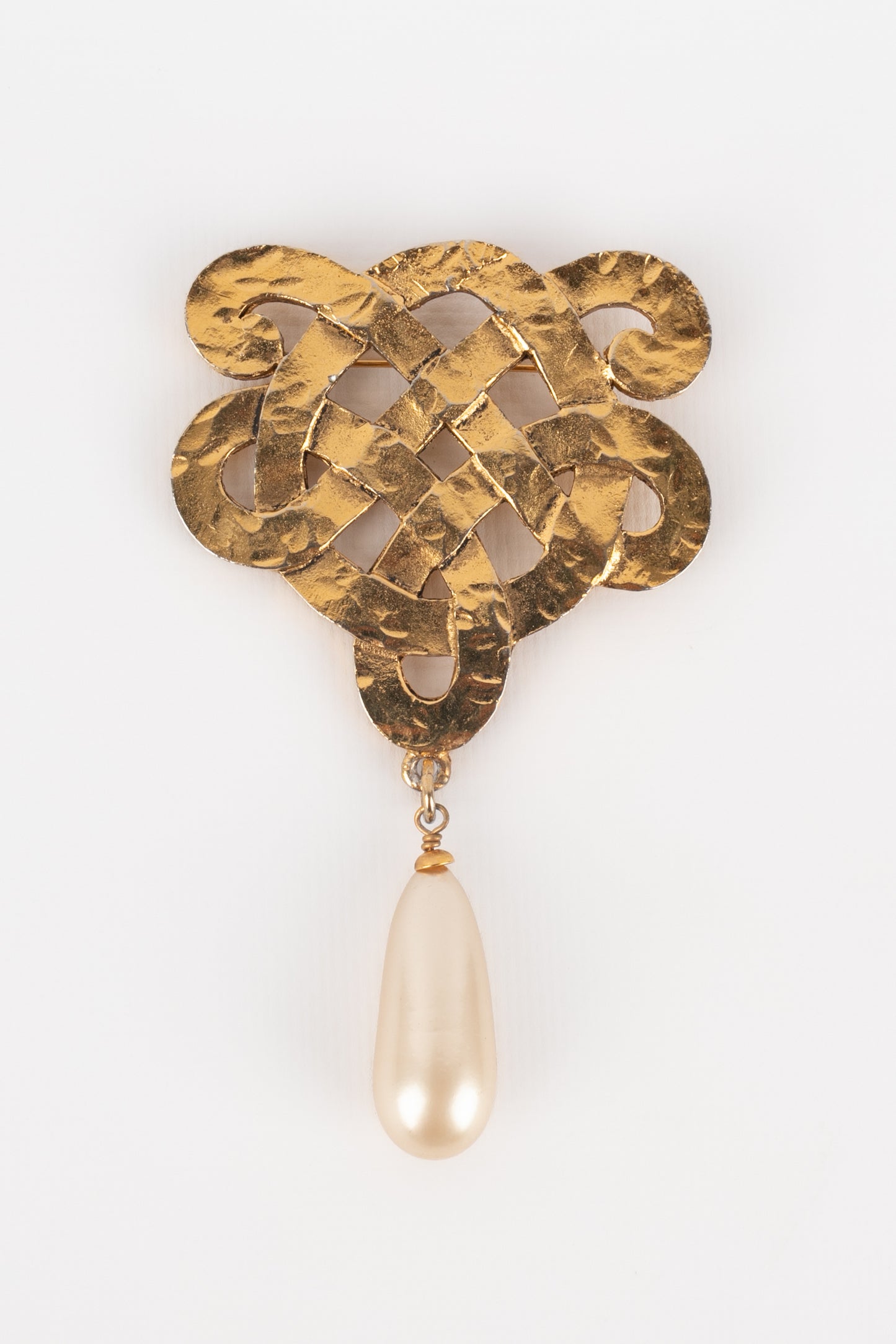 Broche Chanel Haute Couture