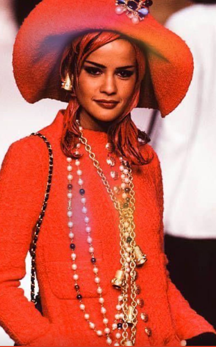 Boucles d'oreilles Chanel Haute Couture Automne-Hiver 1992-1993